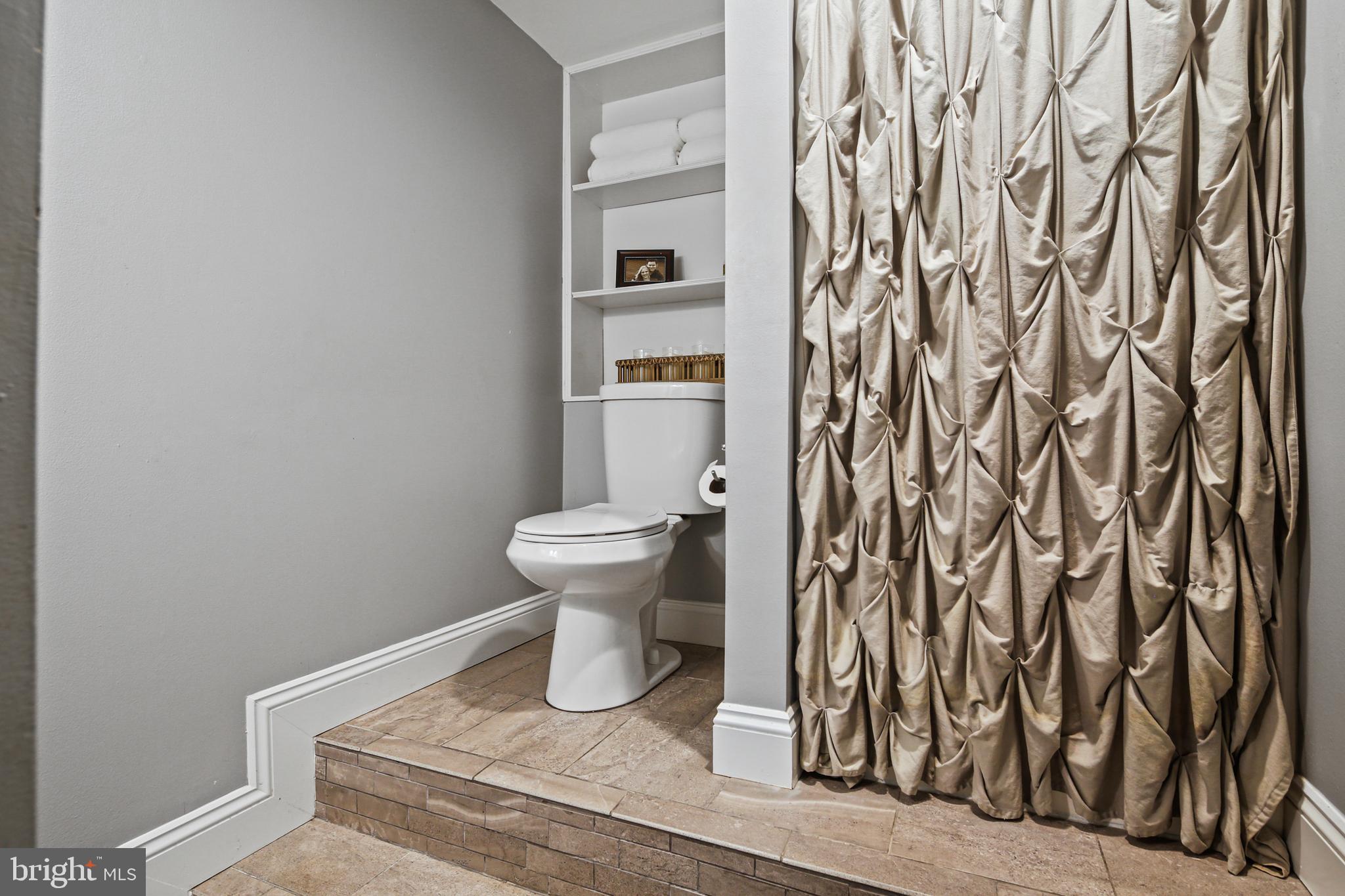 NORTHGATE WOODS - Residential