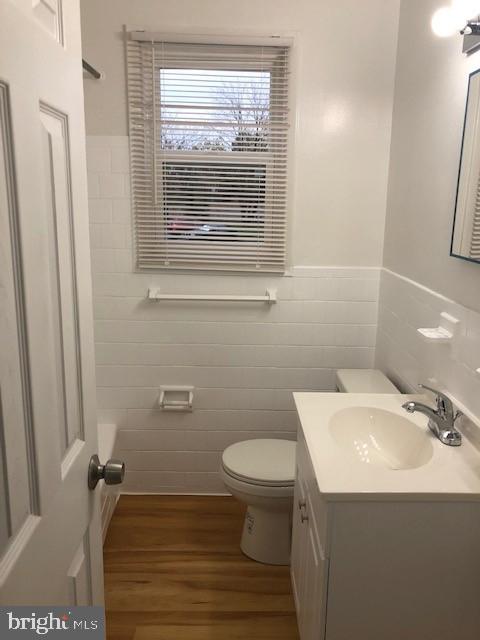 BALTIMORE HIGHLANDS - Residential Lease