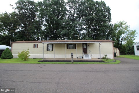 Mobile Home For Sale - 3445 Aster Avenue<br/> Bucks County, FEASTERVILLE TREVOSE, PA 19053
