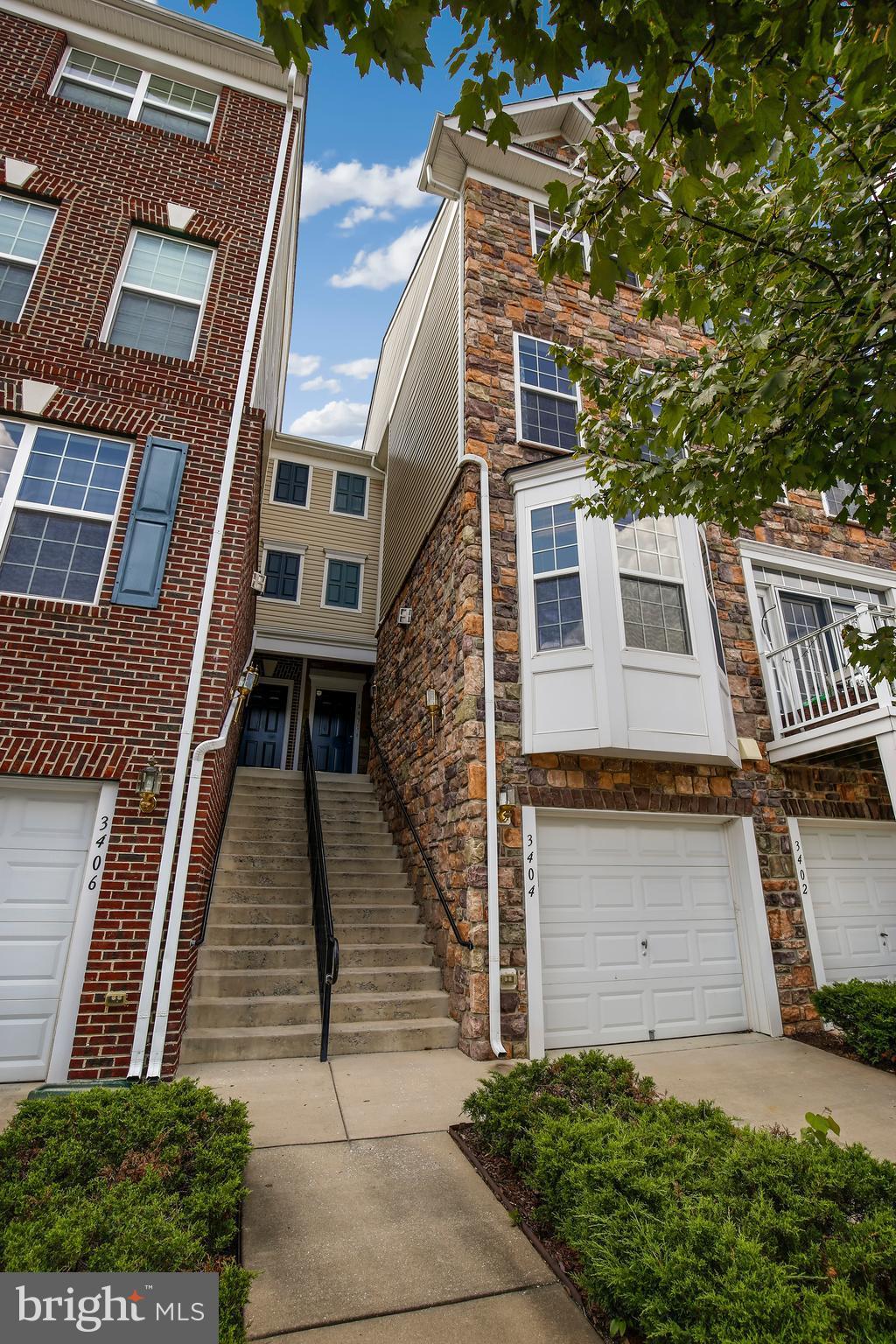 CARRIAGES AT RUSSETT - Residential