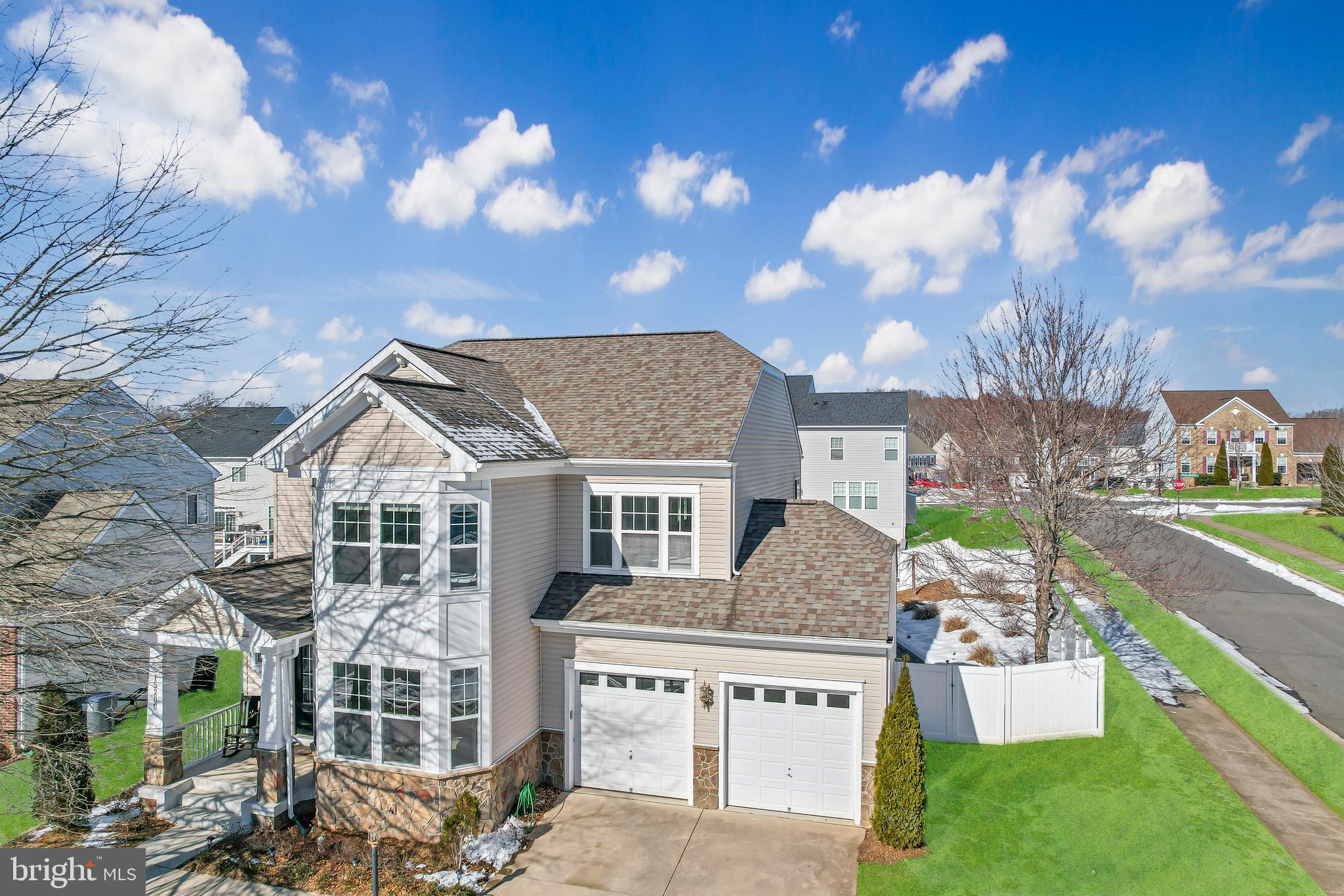 HOPE HILL CROSSING - Residential