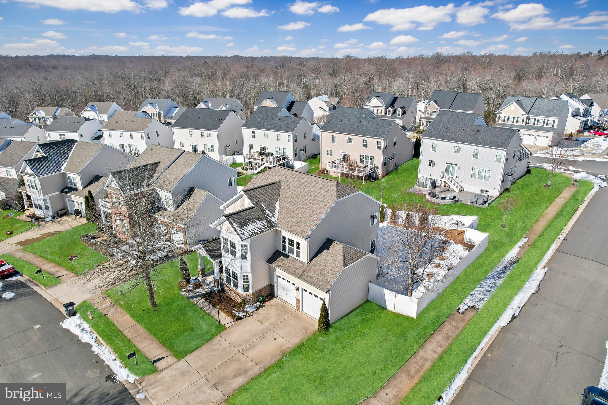 HOPE HILL CROSSING - Residential