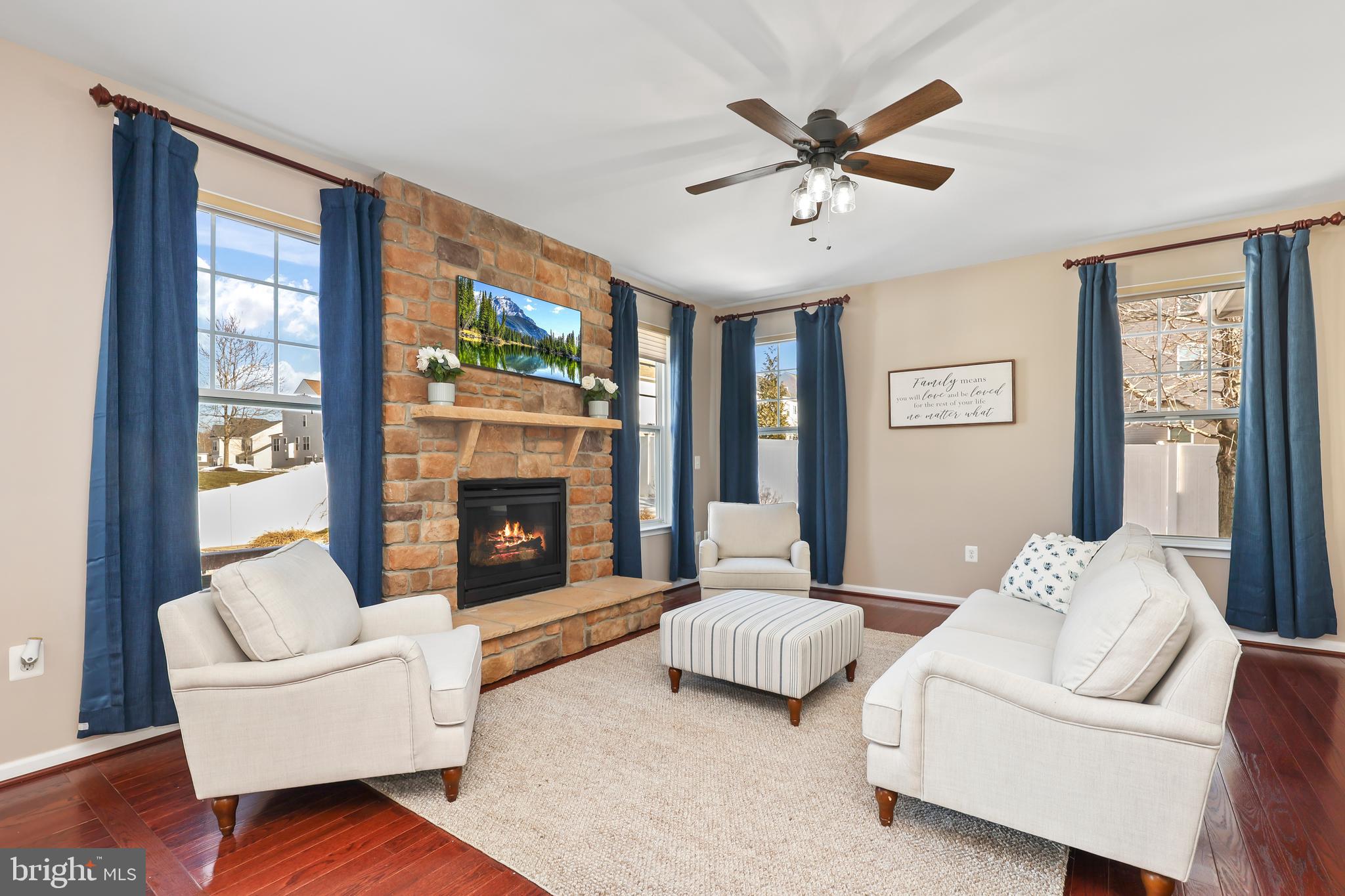 HOPE HILL CROSSING - Residential