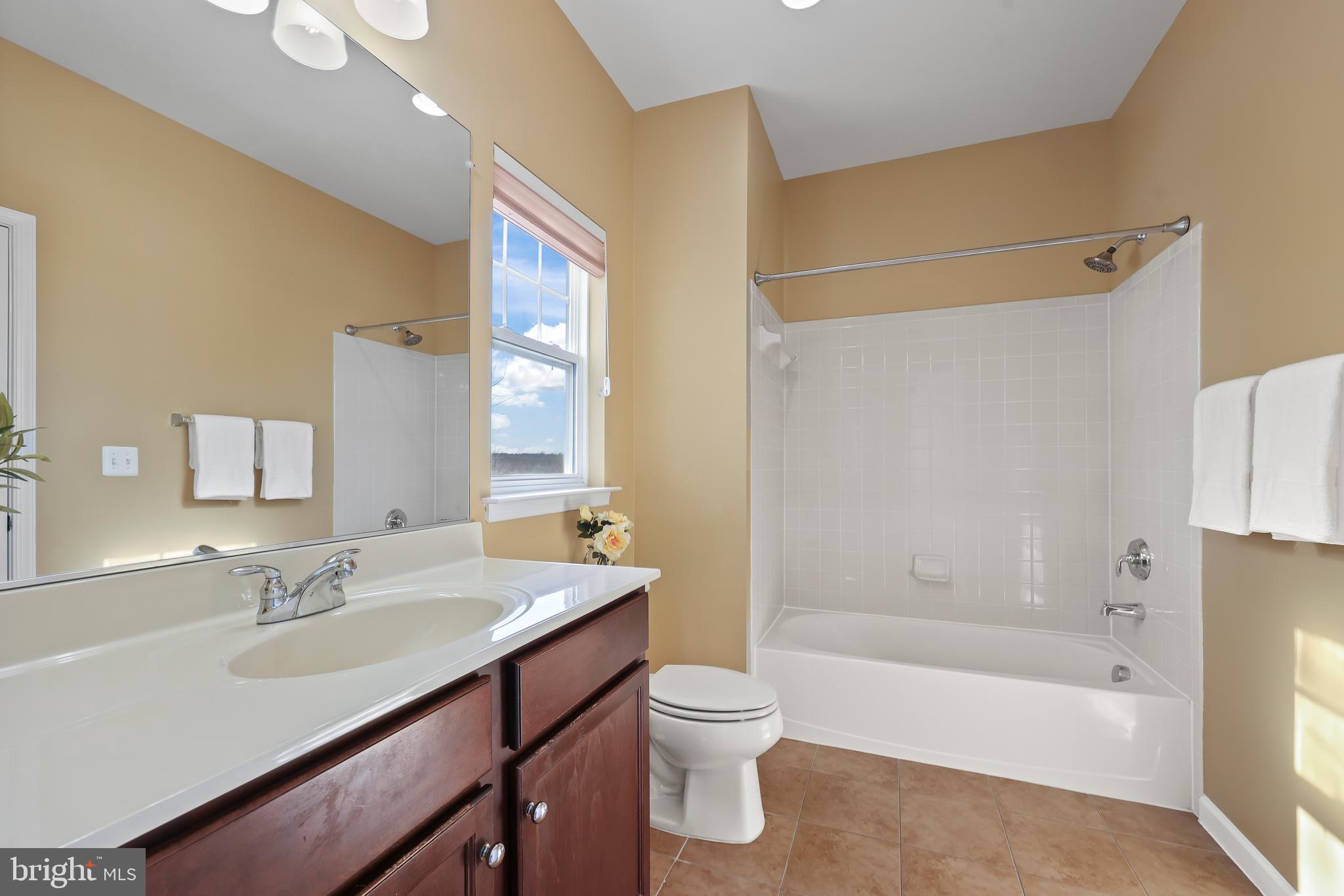 HOPE HILL CROSSING - Residential