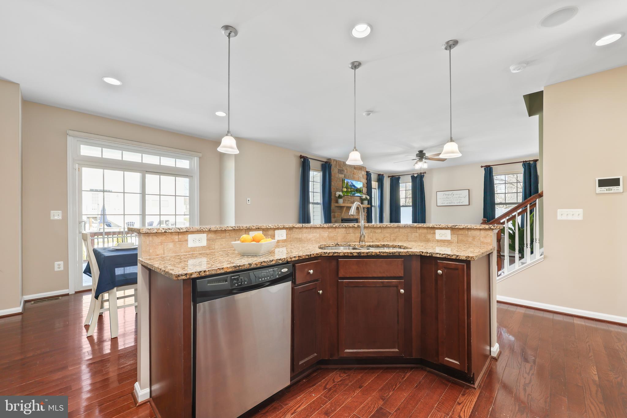 HOPE HILL CROSSING - Residential