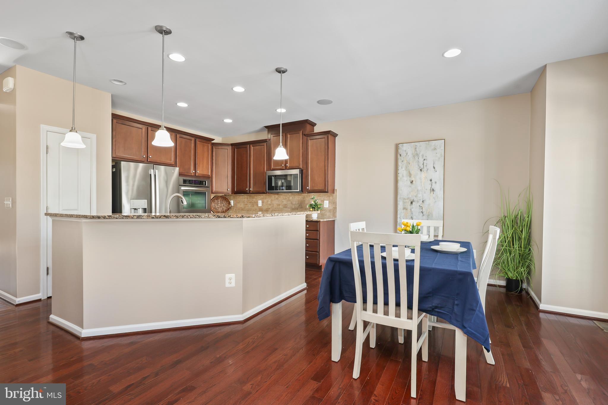 HOPE HILL CROSSING - Residential