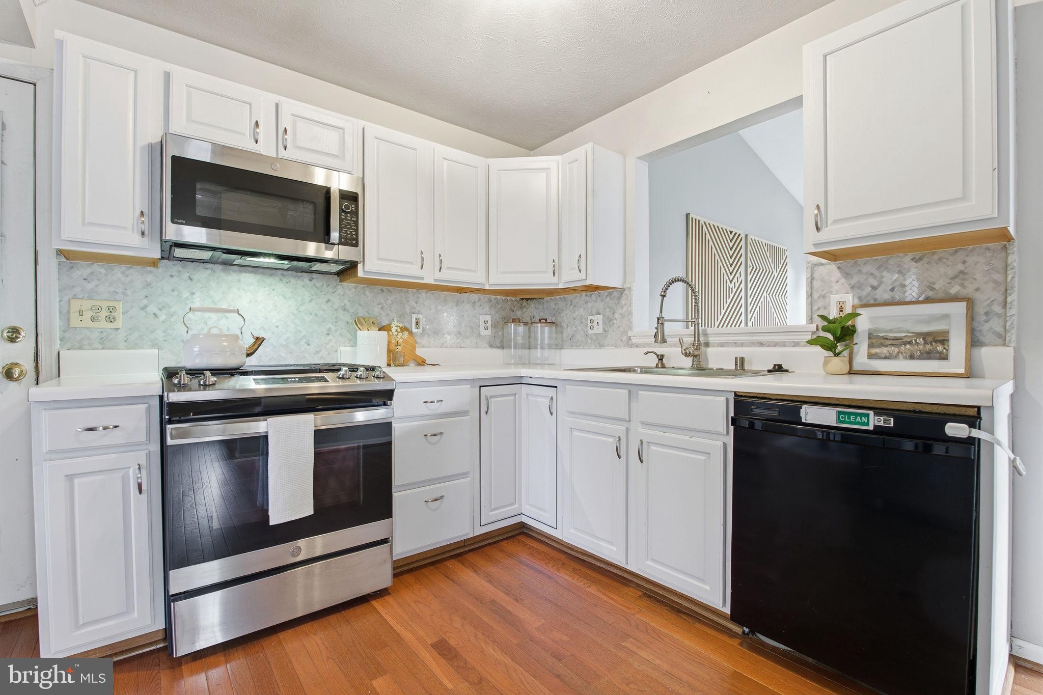 ELDERSBURG ESTATES - Residential