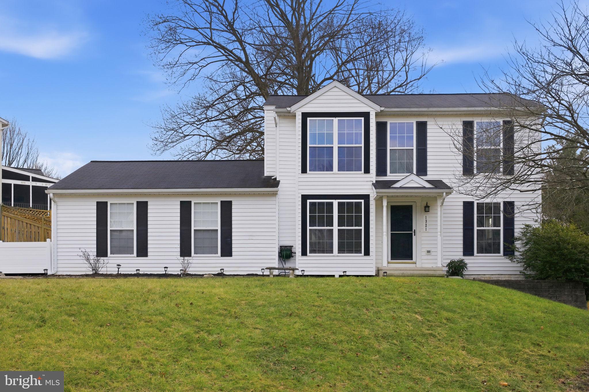 ELDERSBURG ESTATES - Residential