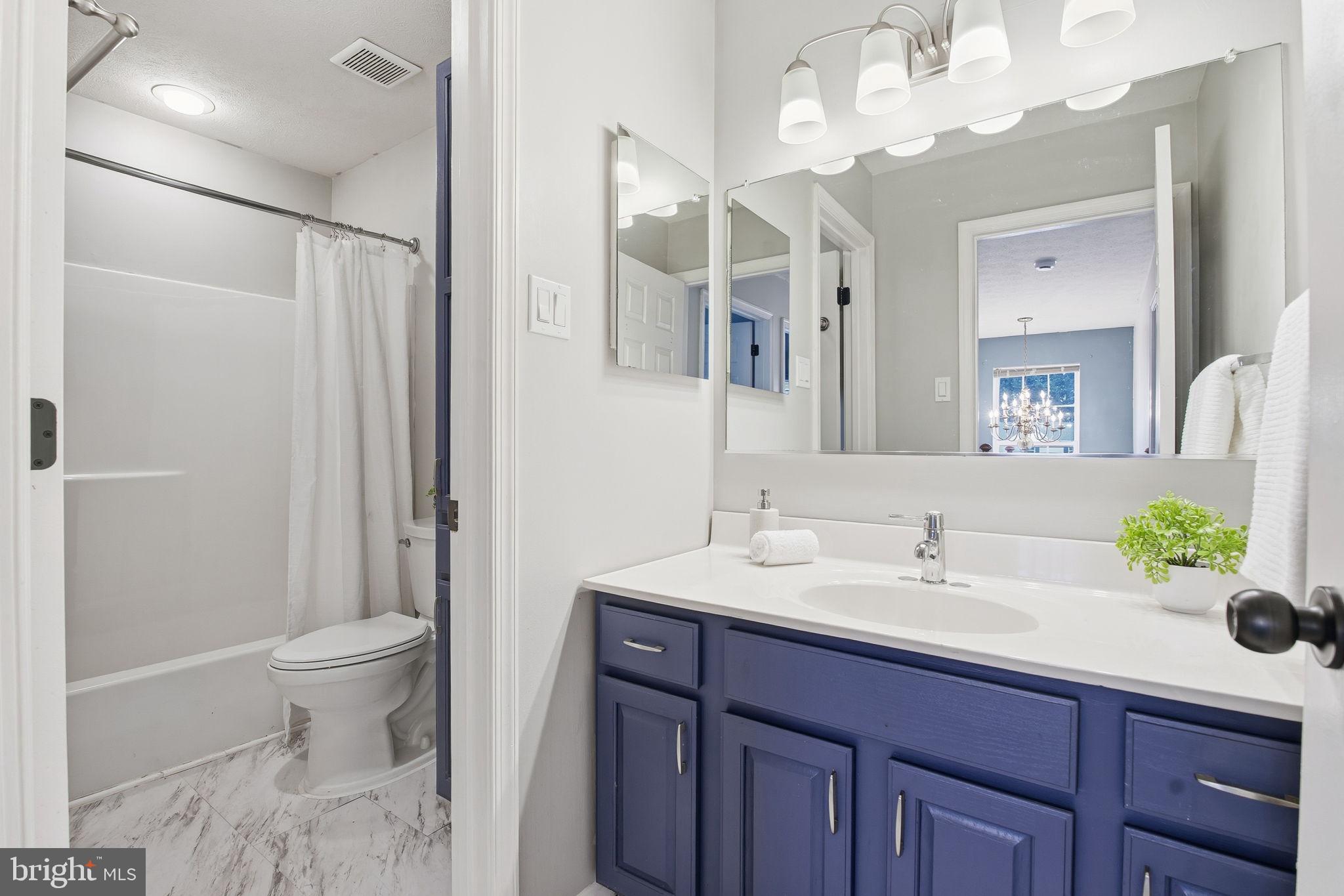 ELDERSBURG ESTATES - Residential