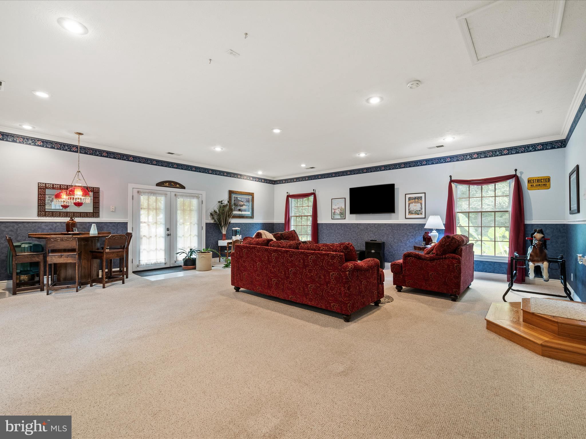 SHERIDANS MISS - Residential