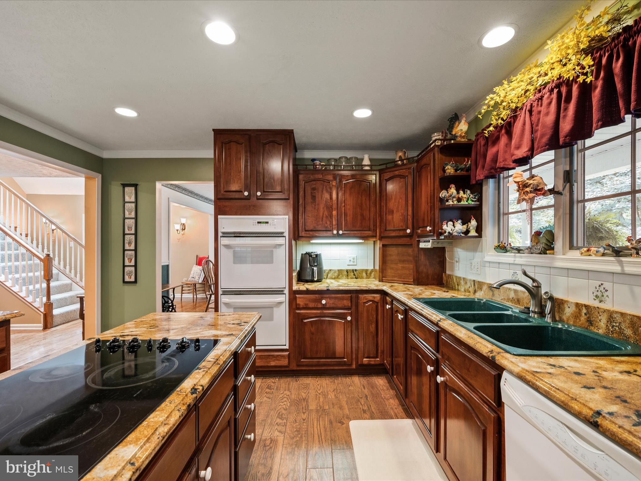 SHERIDANS MISS - Residential