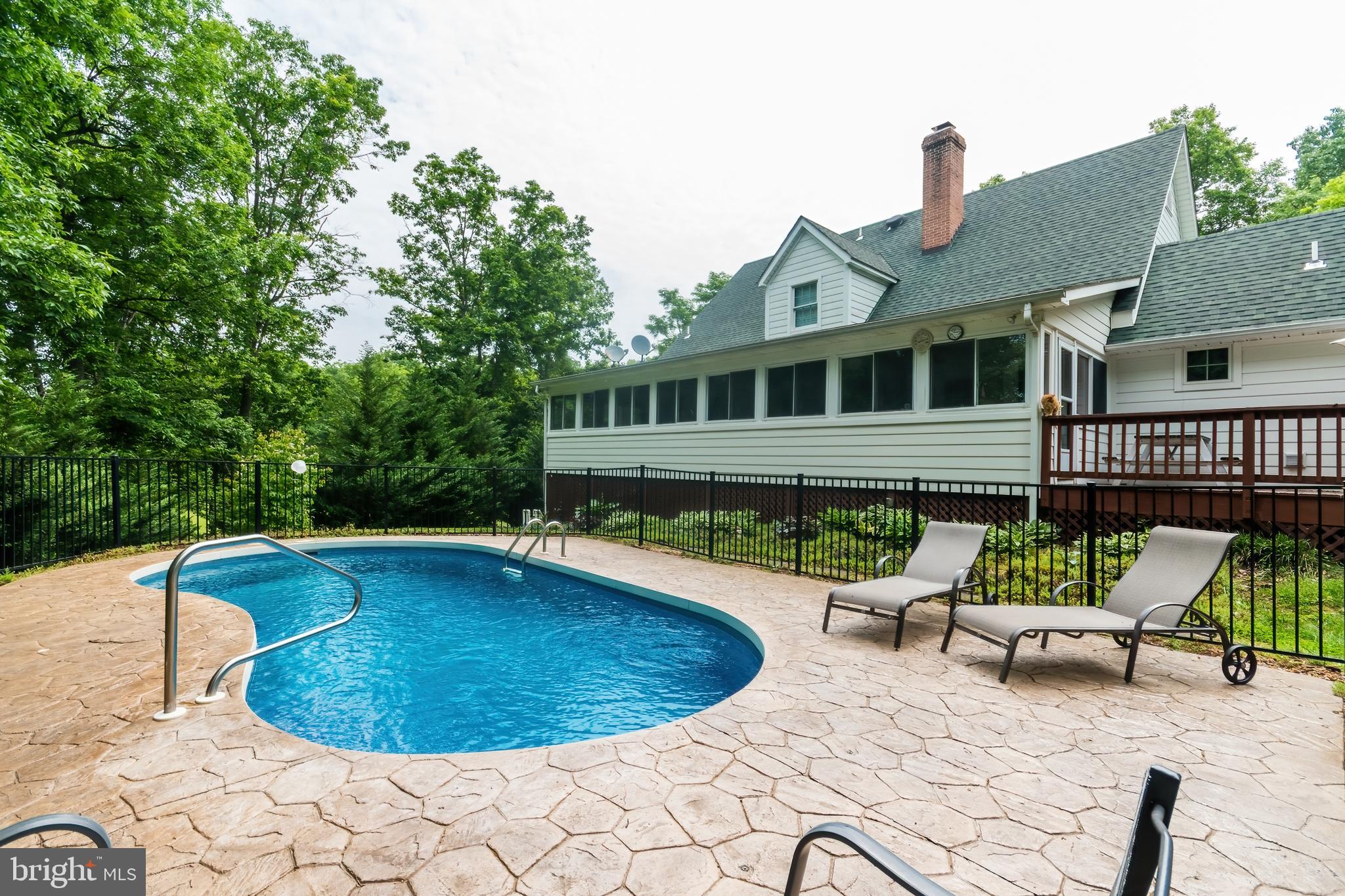 SHERIDANS MISS - Residential