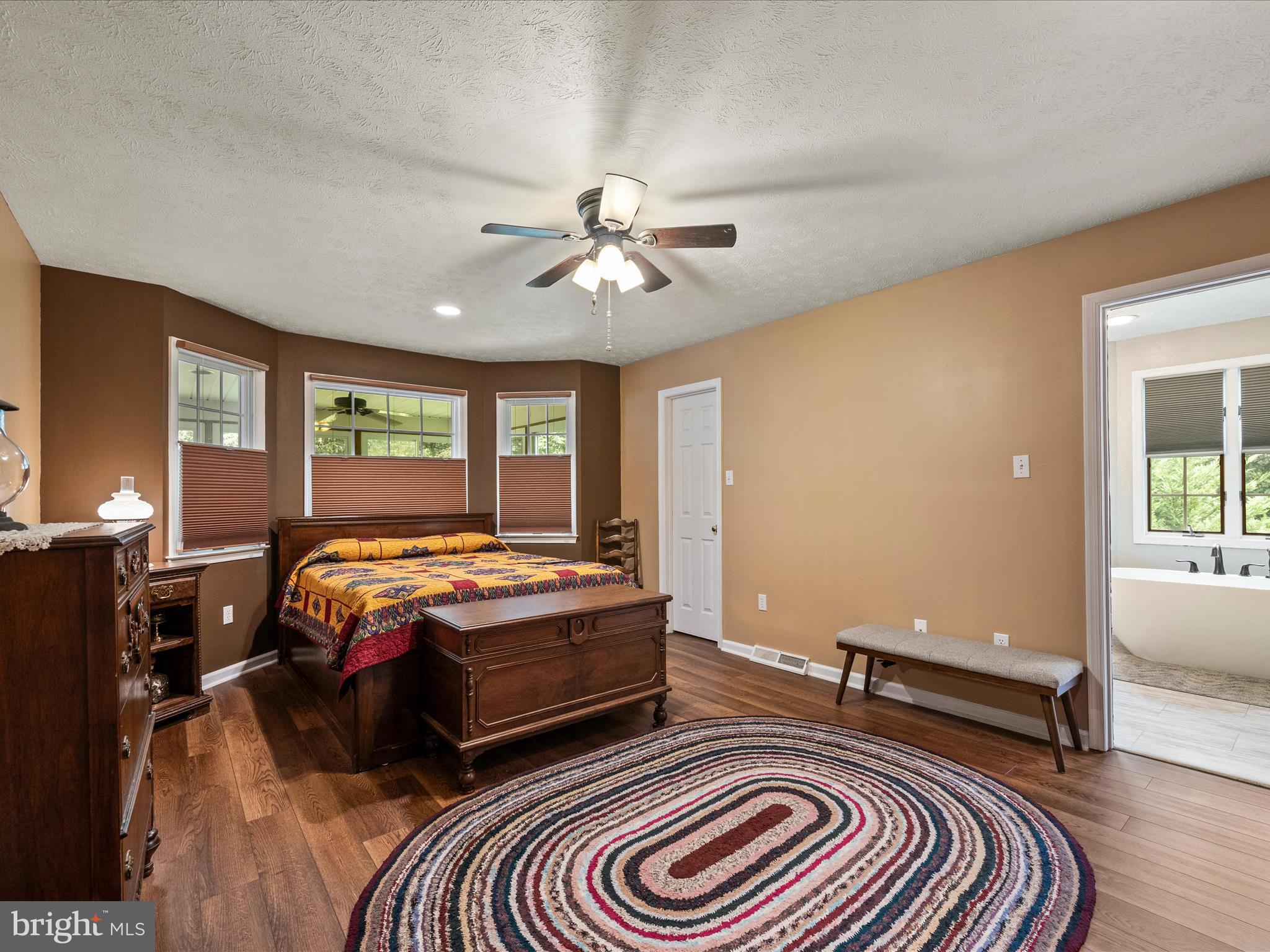 SHERIDANS MISS - Residential