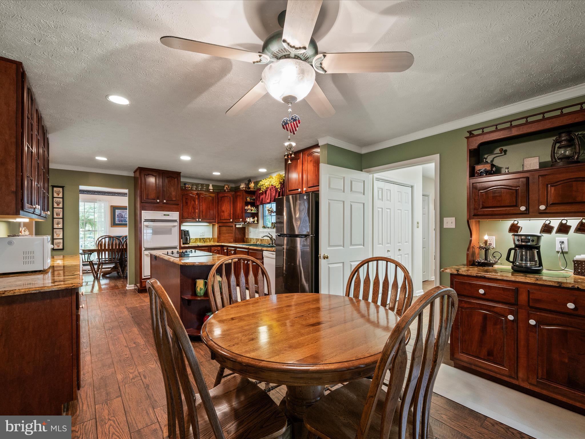 SHERIDANS MISS - Residential