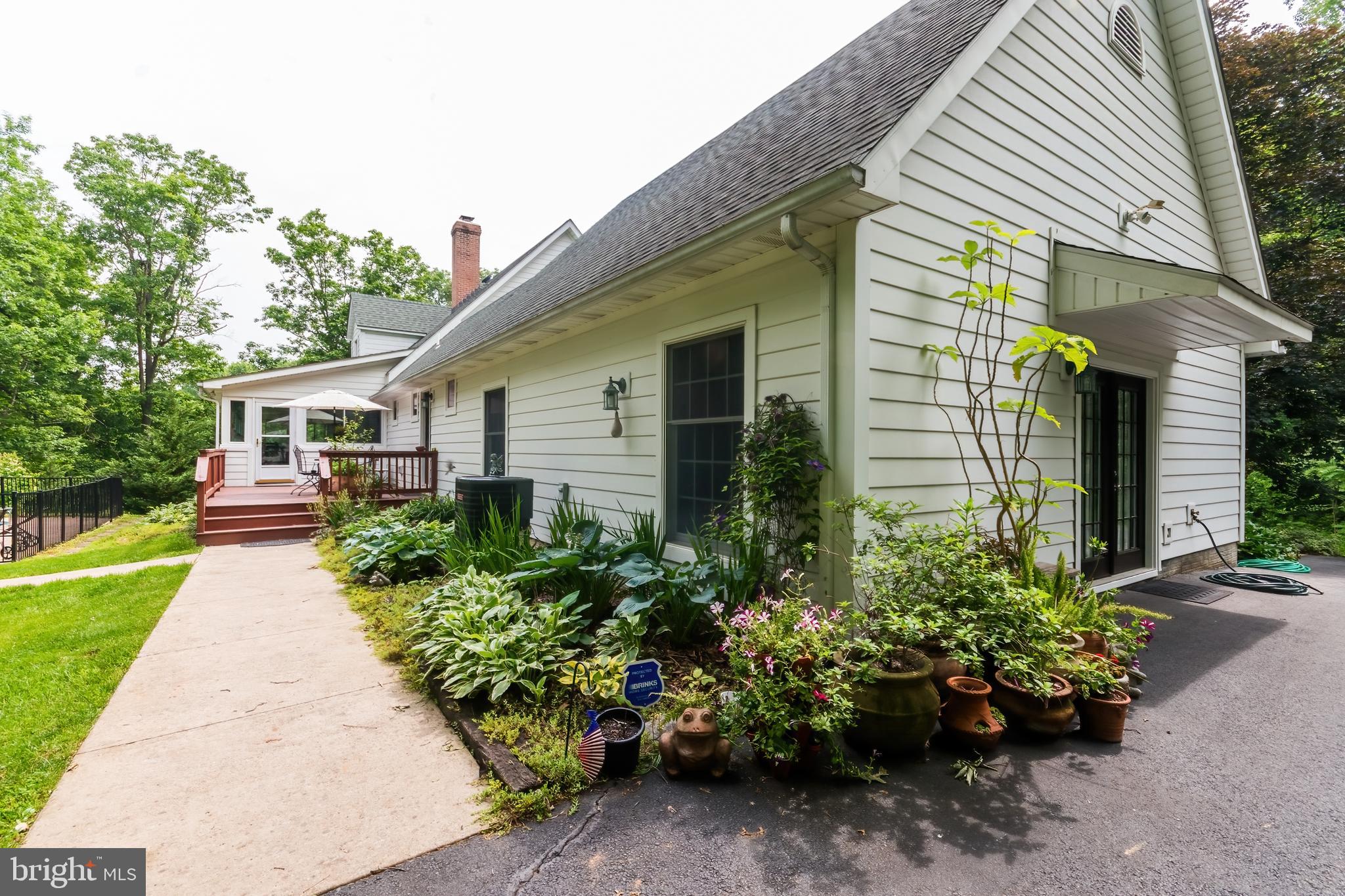 SHERIDANS MISS - Residential