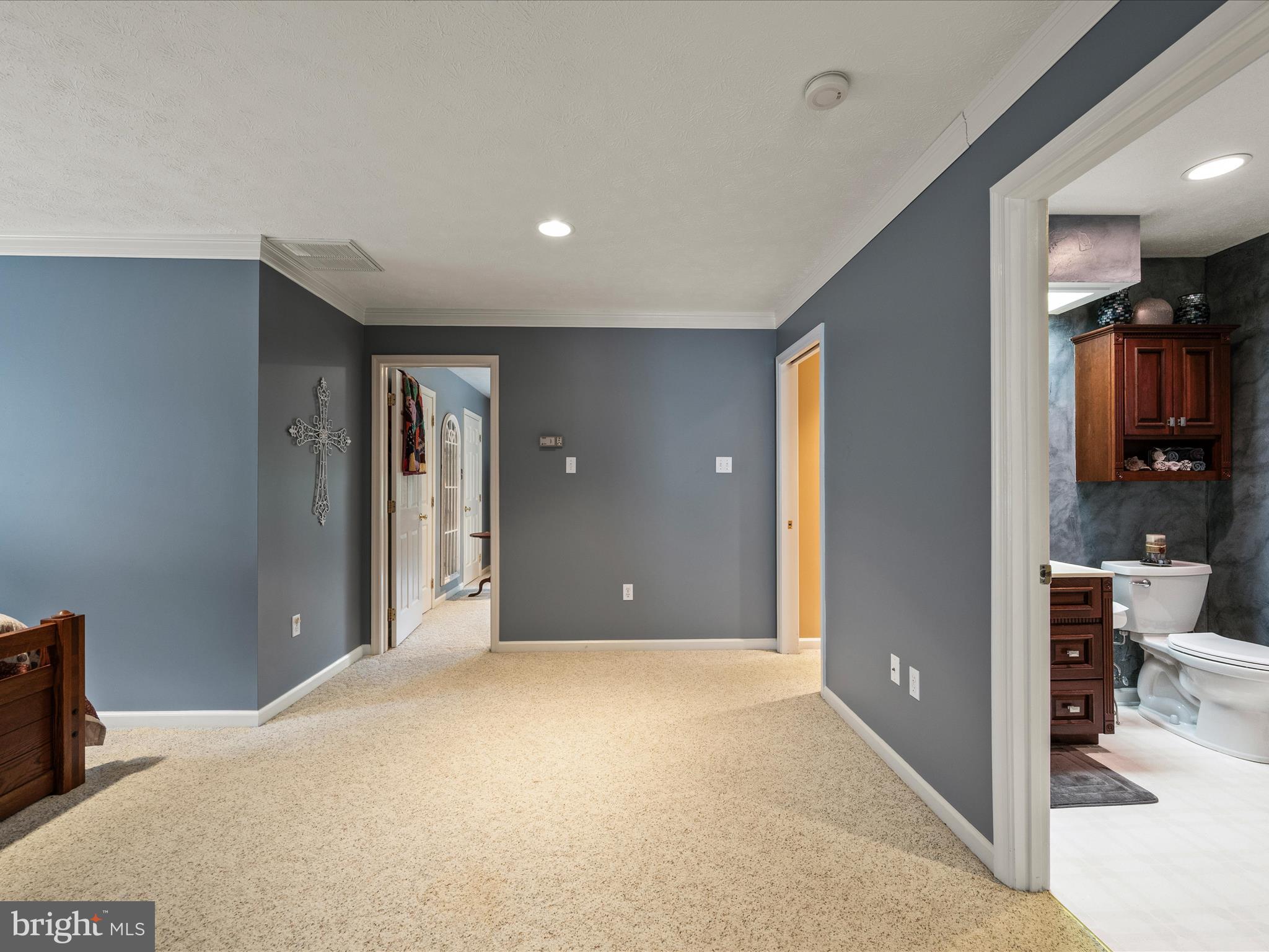 SHERIDANS MISS - Residential