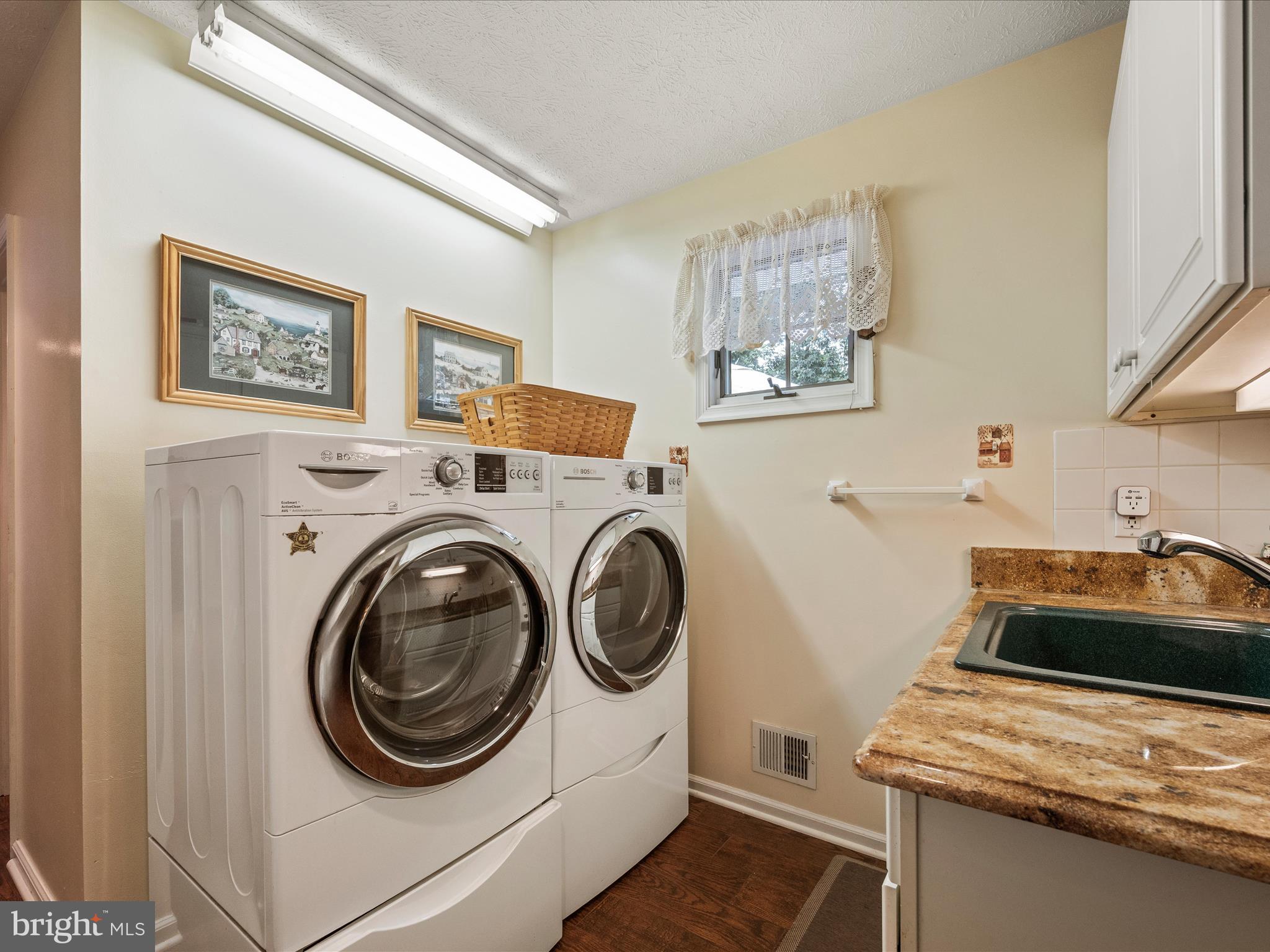 SHERIDANS MISS - Residential