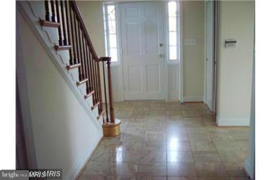 PARADISE VILLAGE - Residential