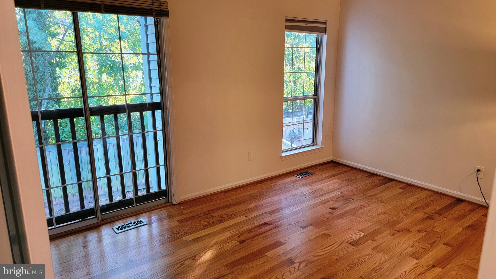 WOODGATE VILLAGE - Residential