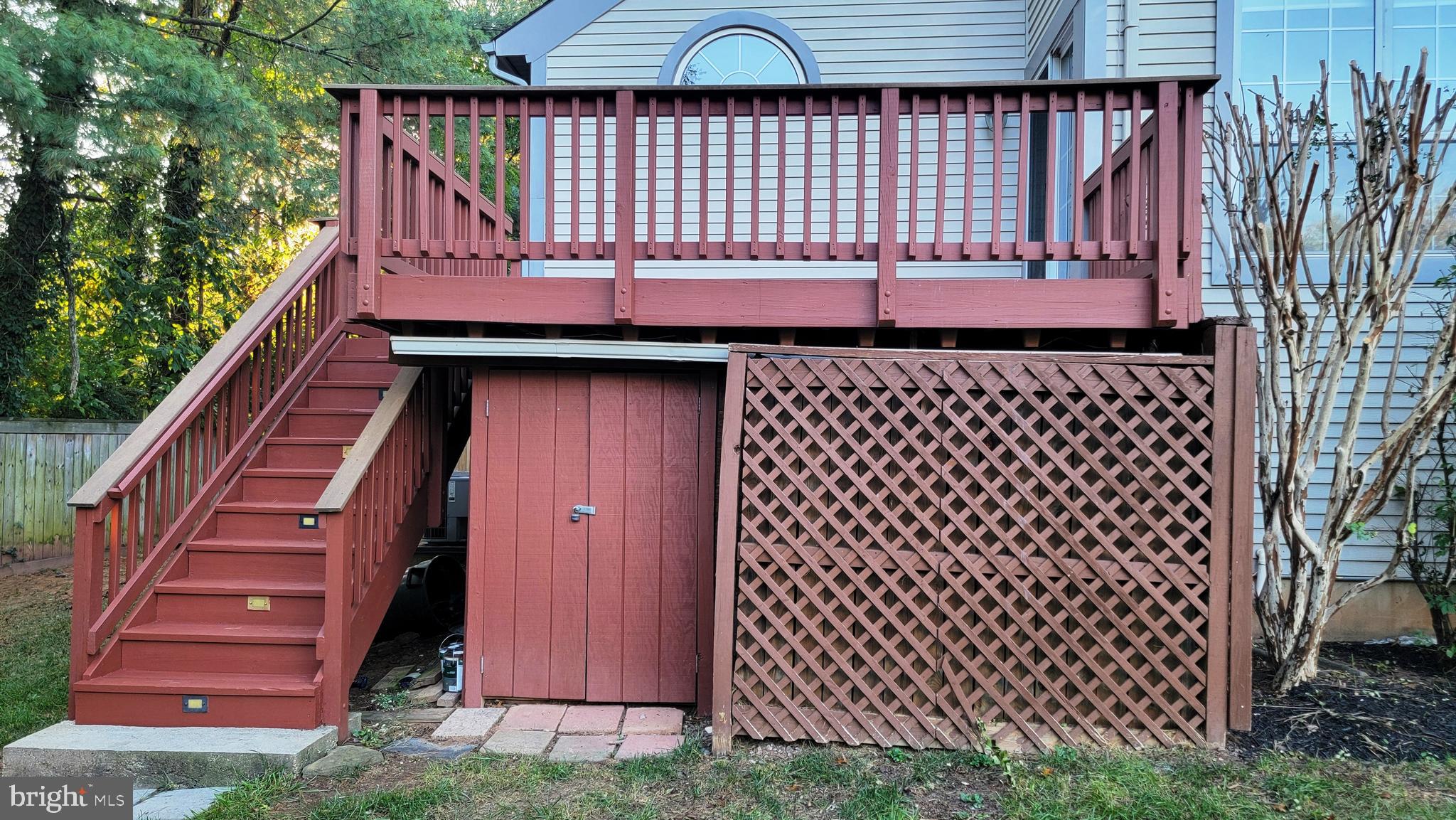 WOODGATE VILLAGE - Residential