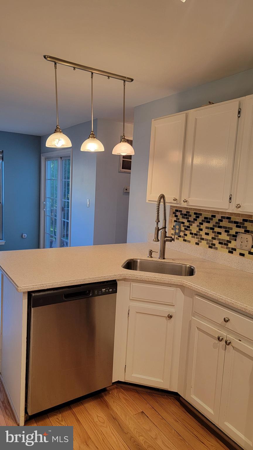 WOODGATE VILLAGE - Residential