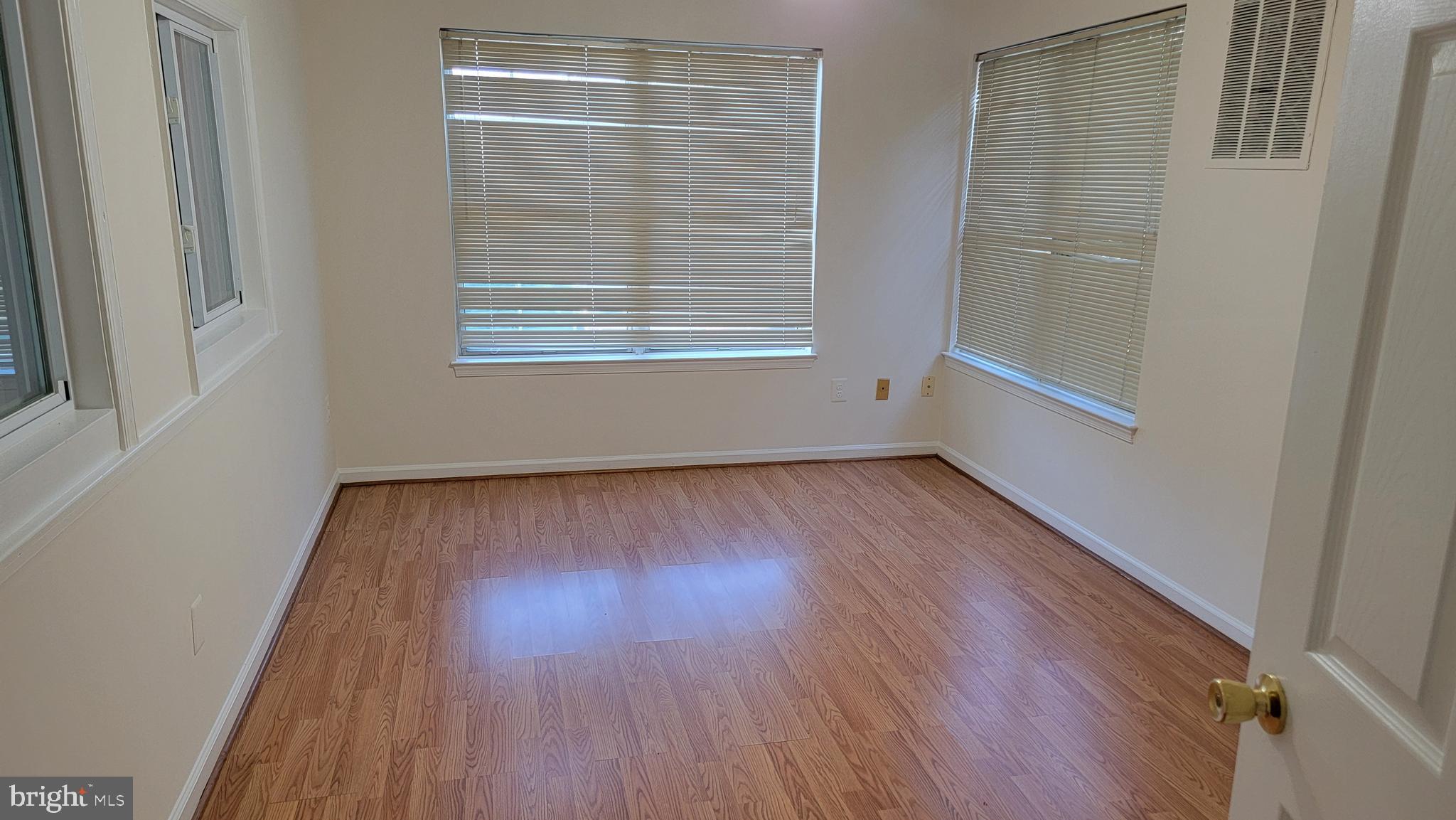 WOODGATE VILLAGE - Residential