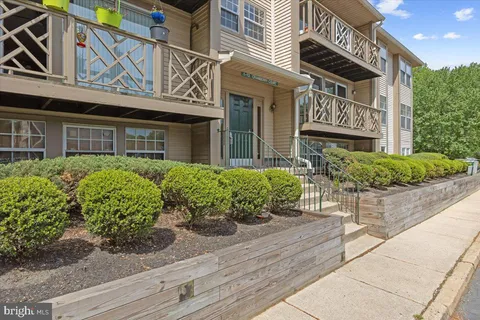 6 Cranberry Court, Marlton, NJ MLS: NJBL2087008