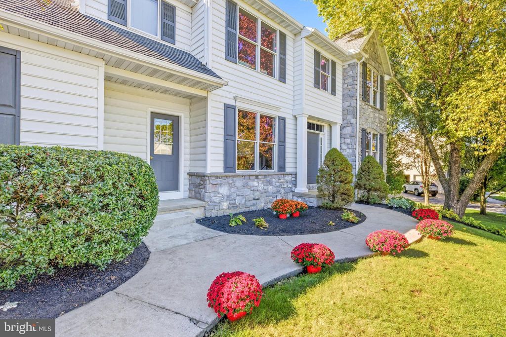 Photo of 2154 Meadow Ridge Drive, LANCASTER, PA 17601 (MLS # PALA2077276)