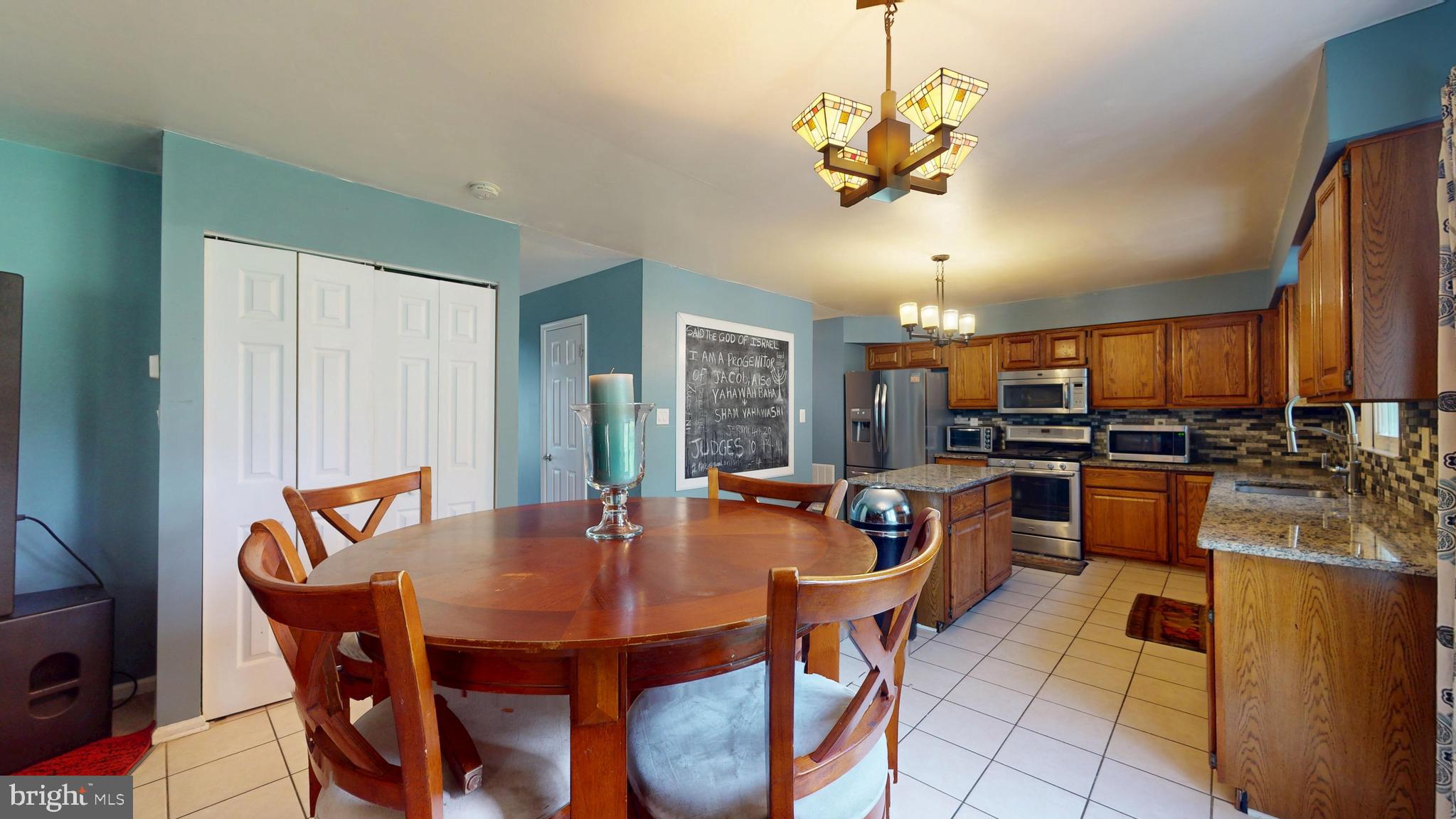 VISTA ESTATES WEST - Residential