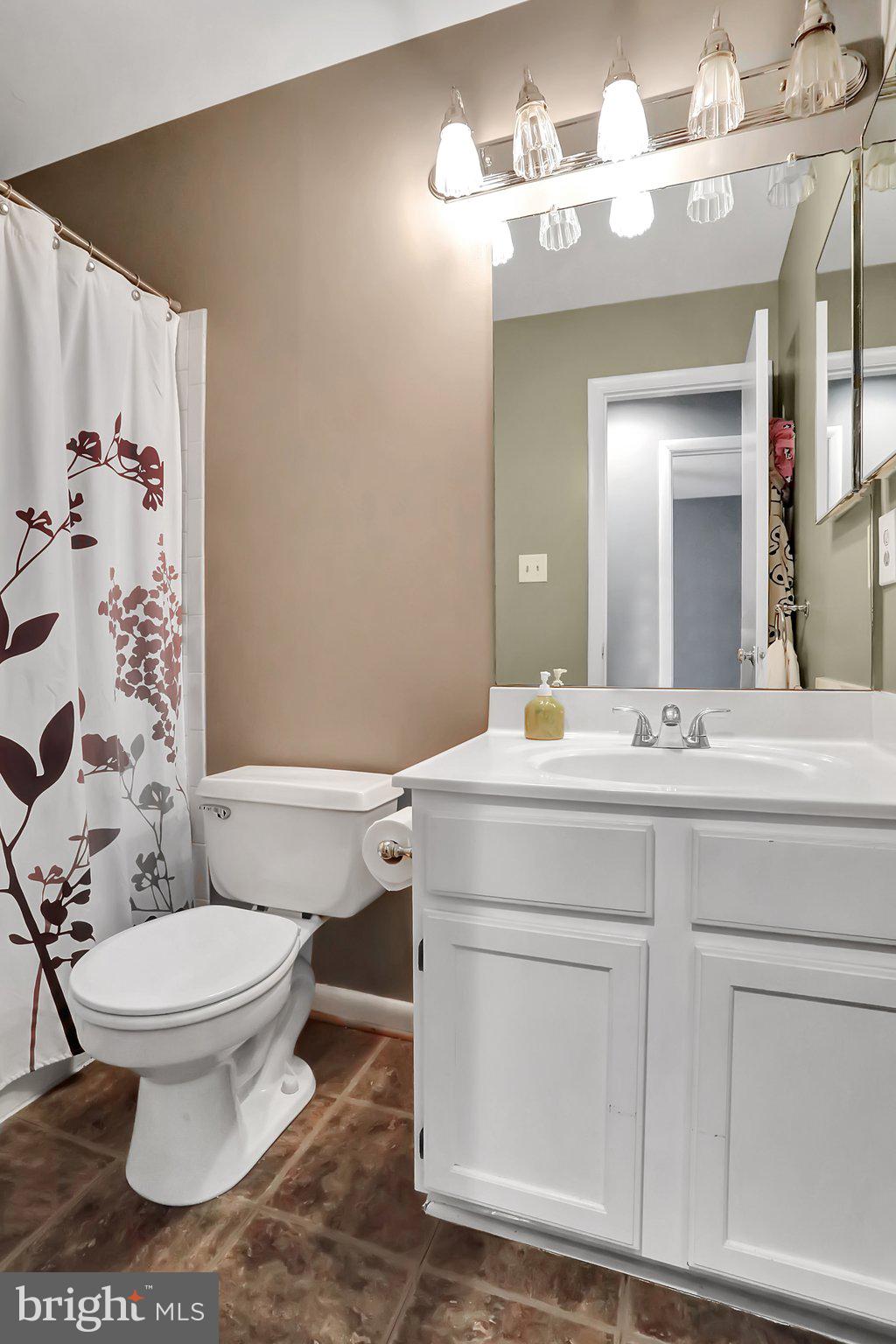 FOREST BROOKE - Residential