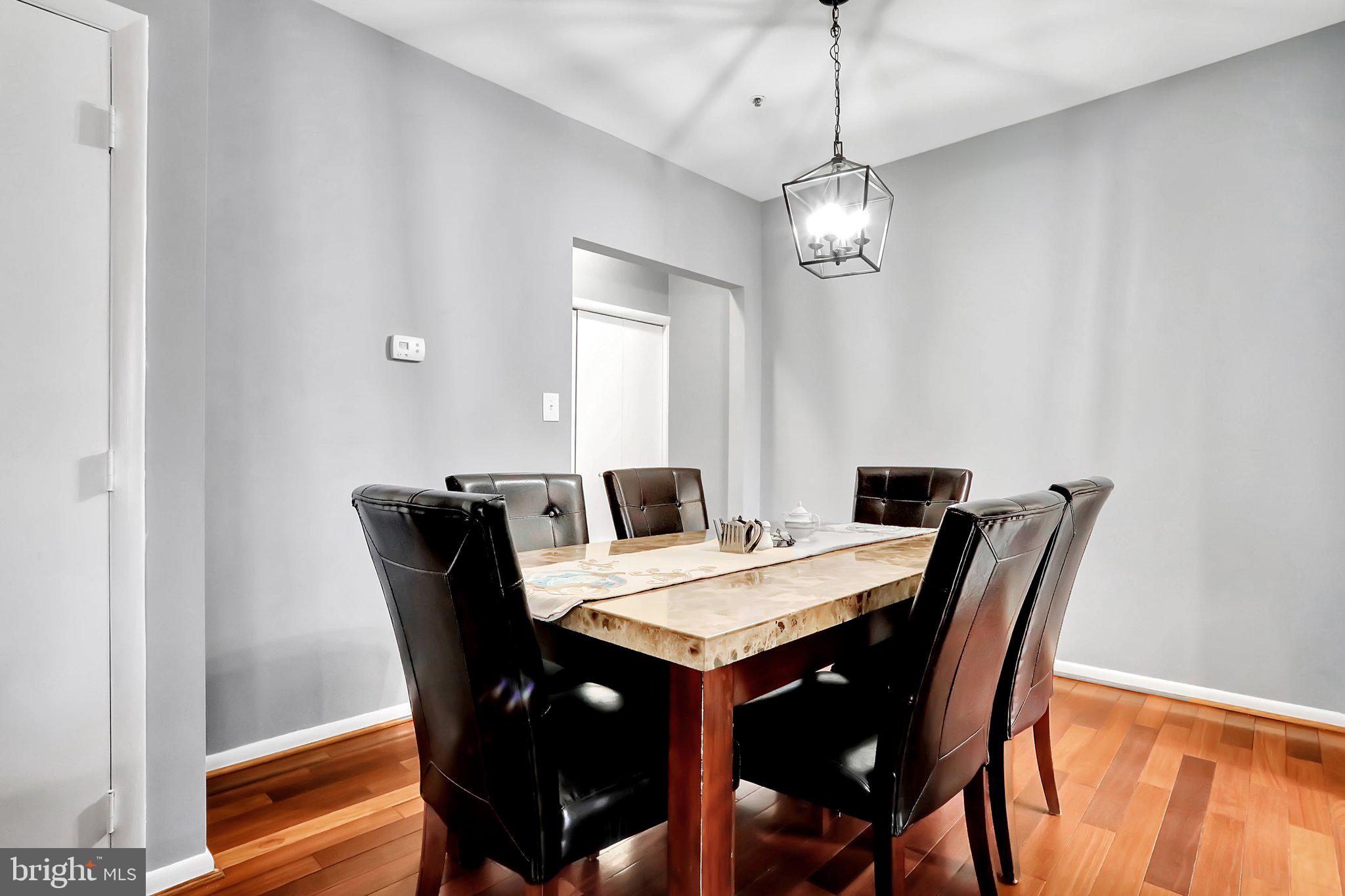 FOREST BROOKE - Residential