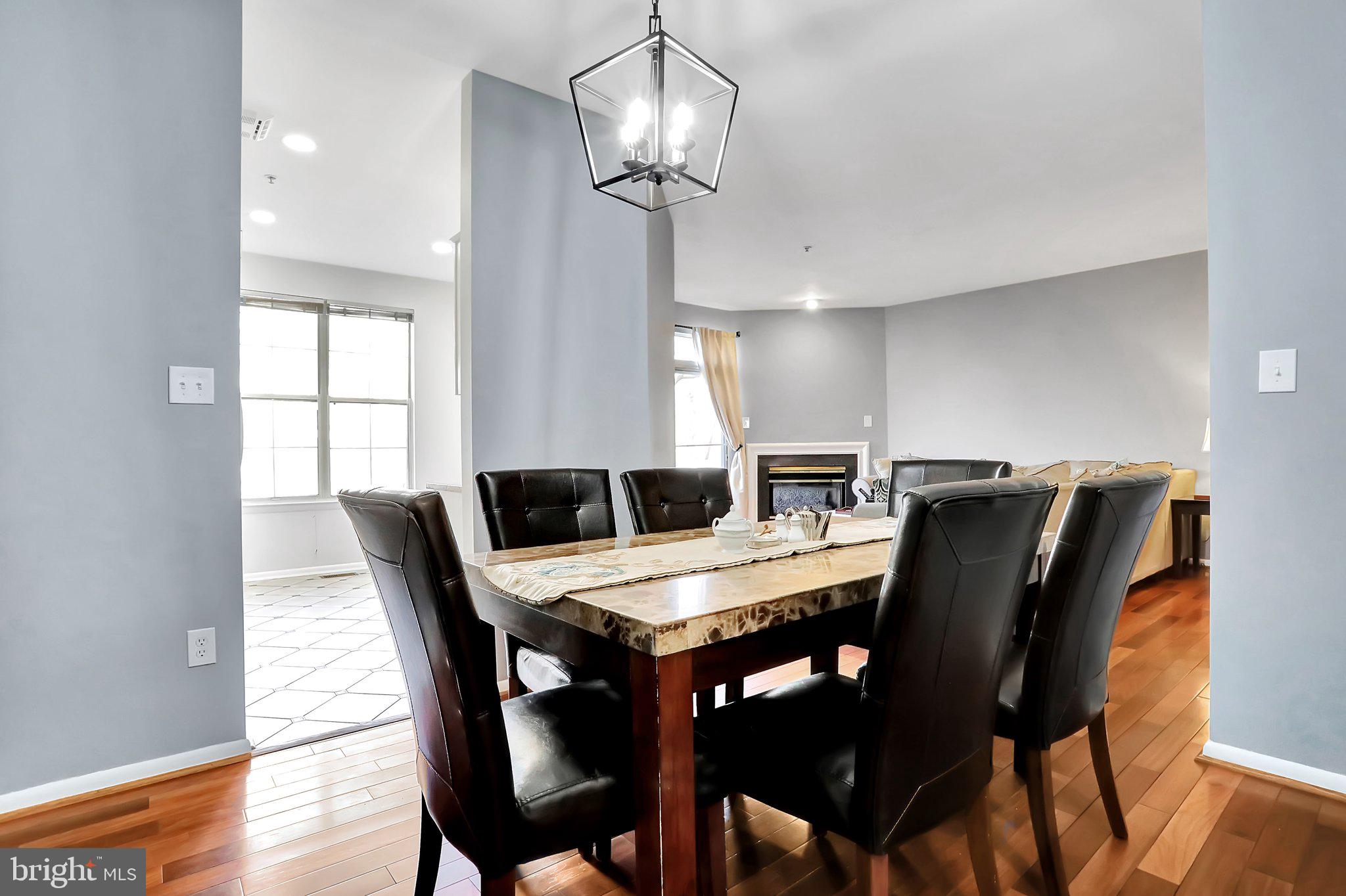 FOREST BROOKE - Residential