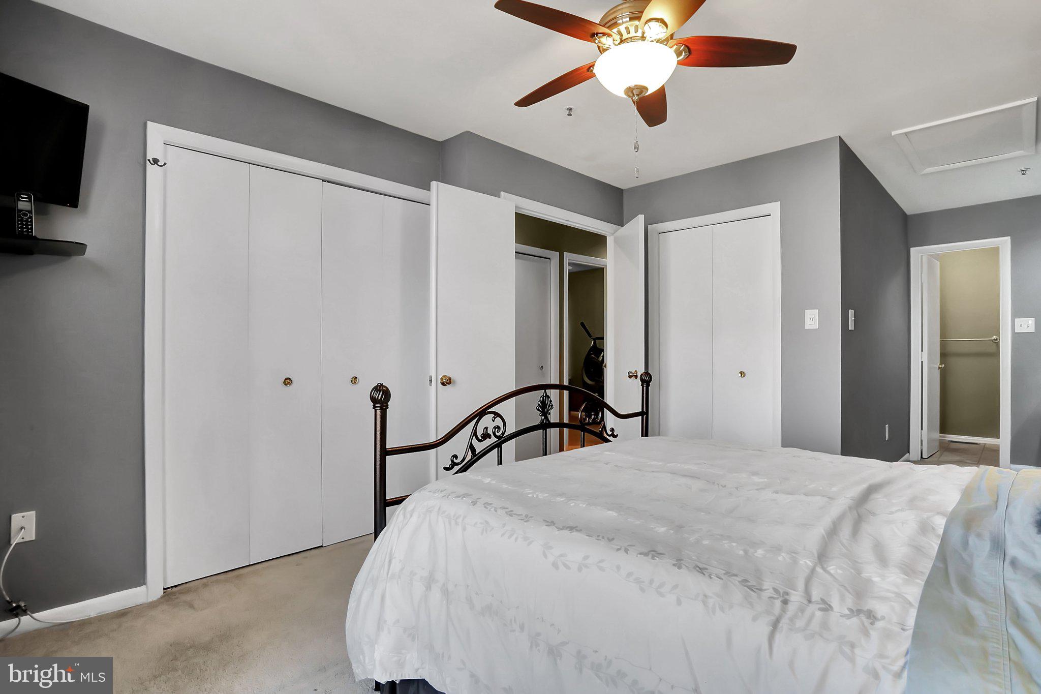 FOREST BROOKE - Residential