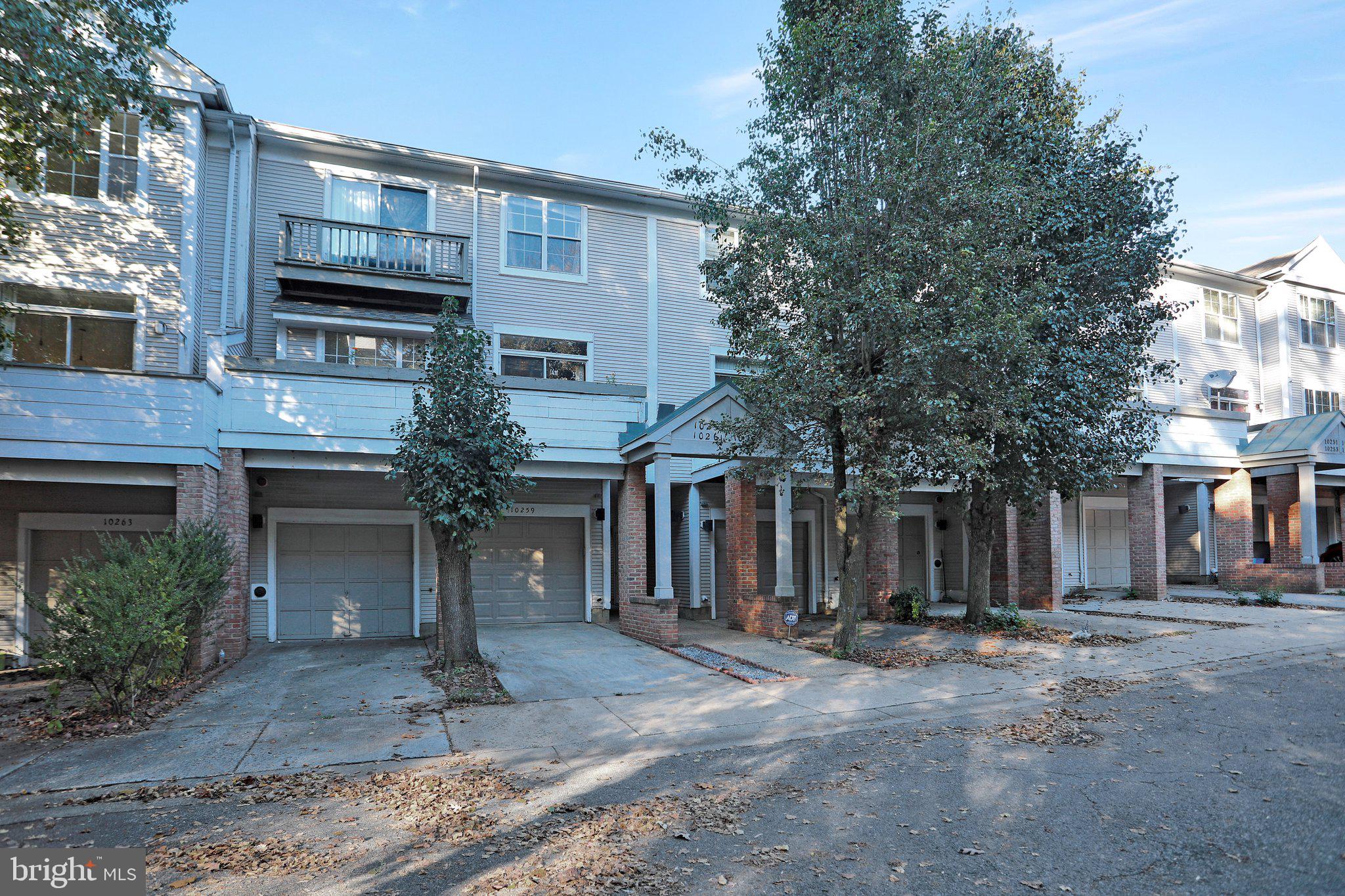 FOREST BROOKE - Residential