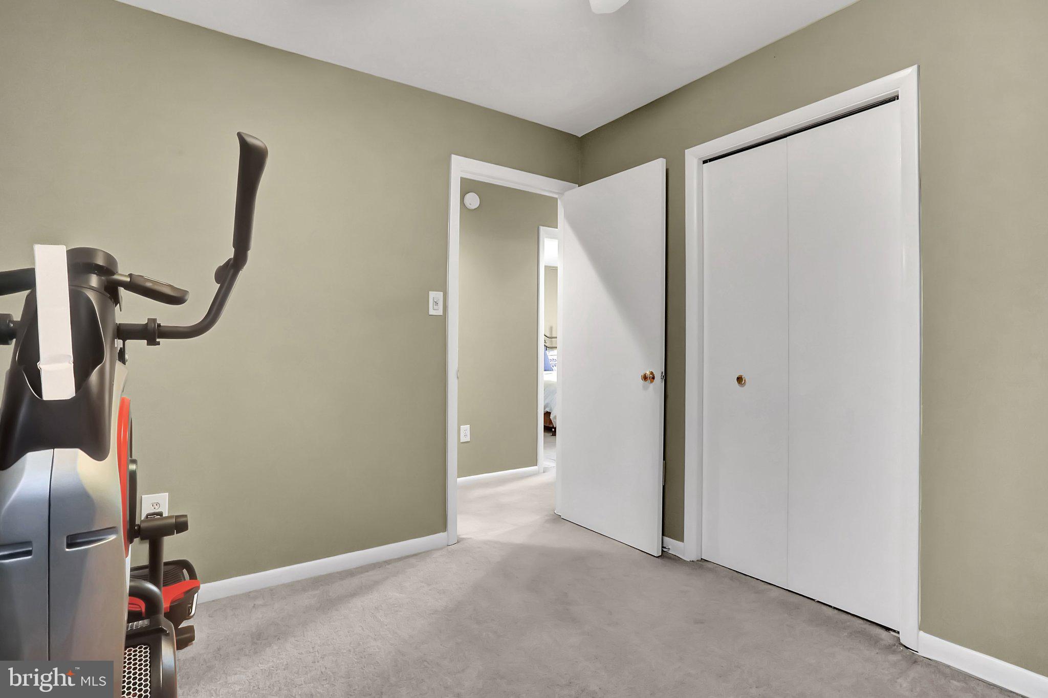 FOREST BROOKE - Residential