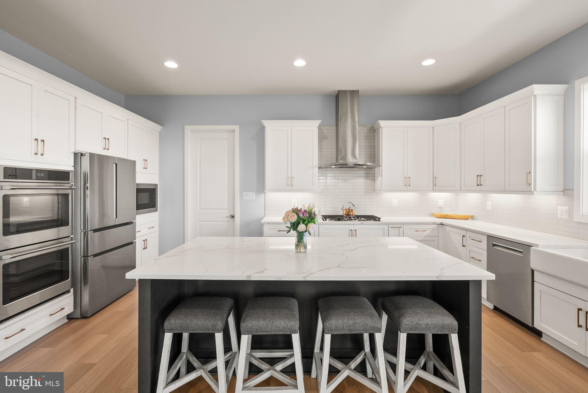 GLENMORE FARM - Residential