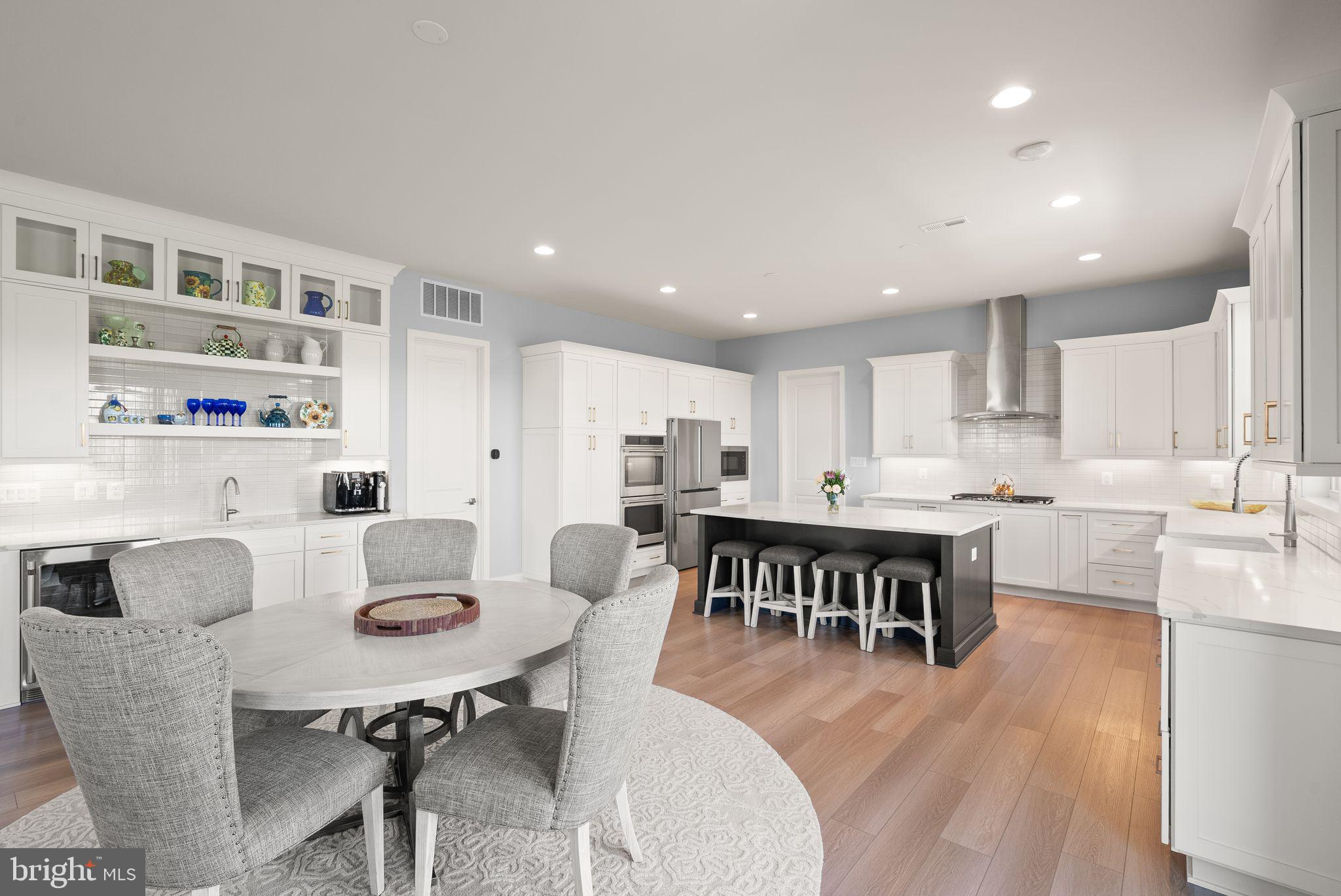 GLENMORE FARM - Residential