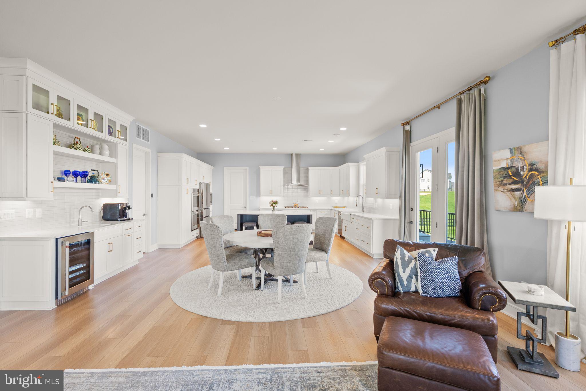 GLENMORE FARM - Residential