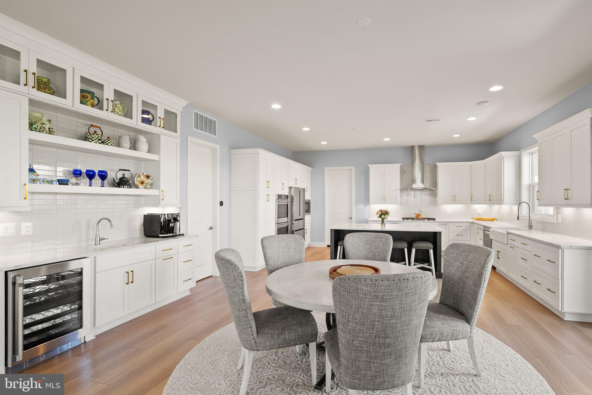 GLENMORE FARM - Residential