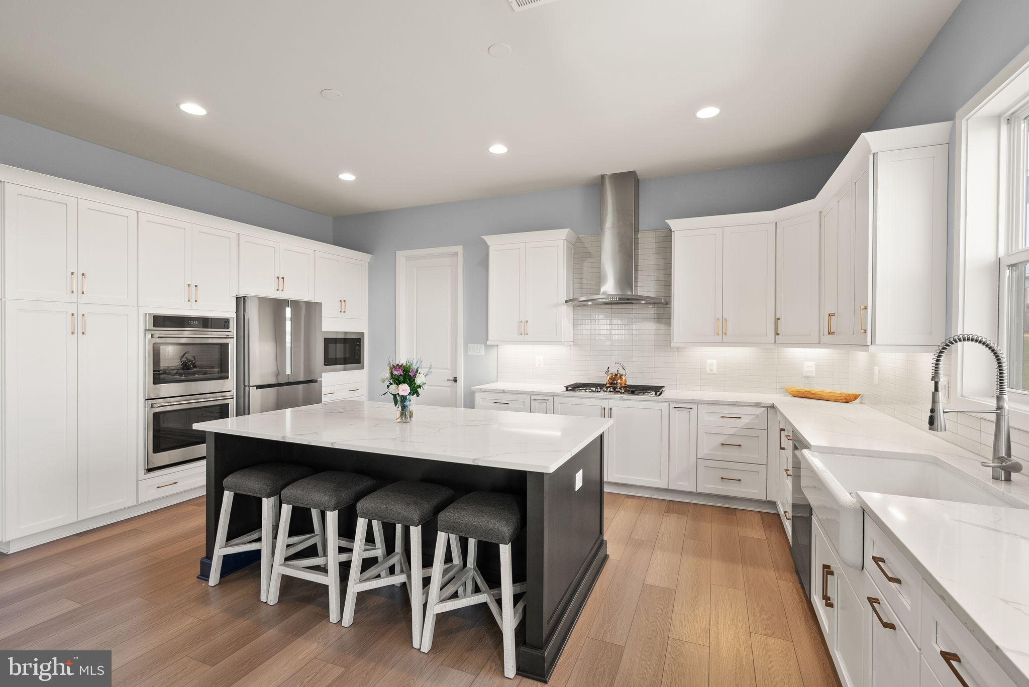 GLENMORE FARM - Residential