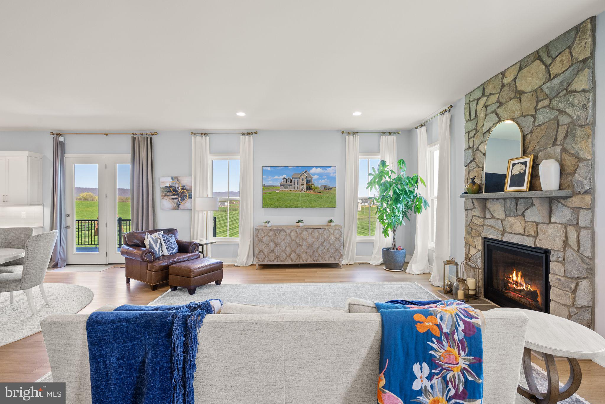 GLENMORE FARM - Residential