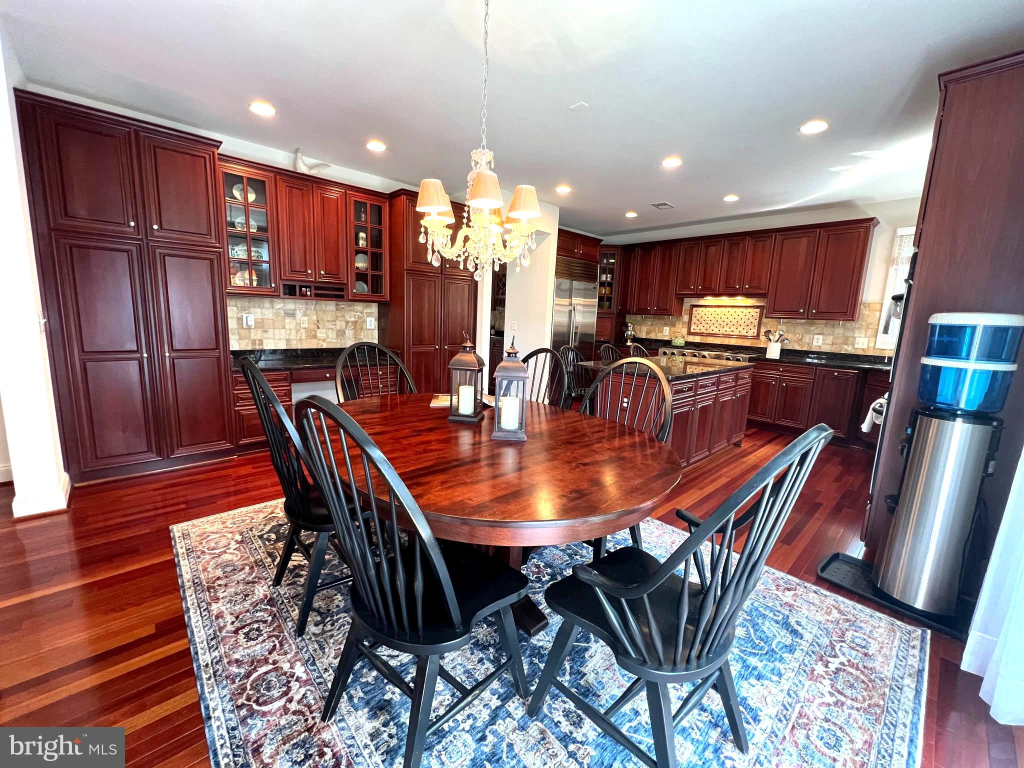 OAK POINTE - Residential