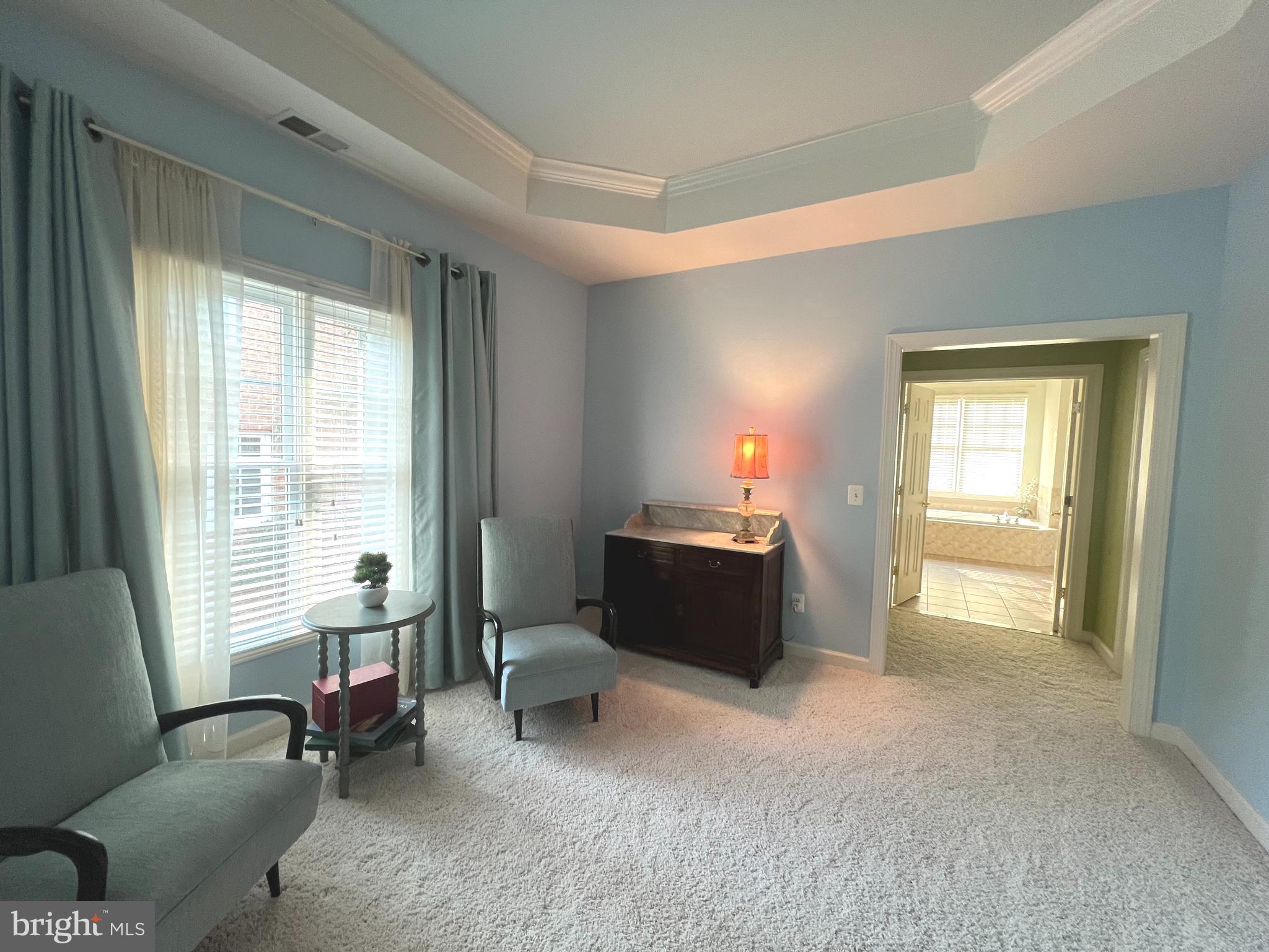 OAK POINTE - Residential