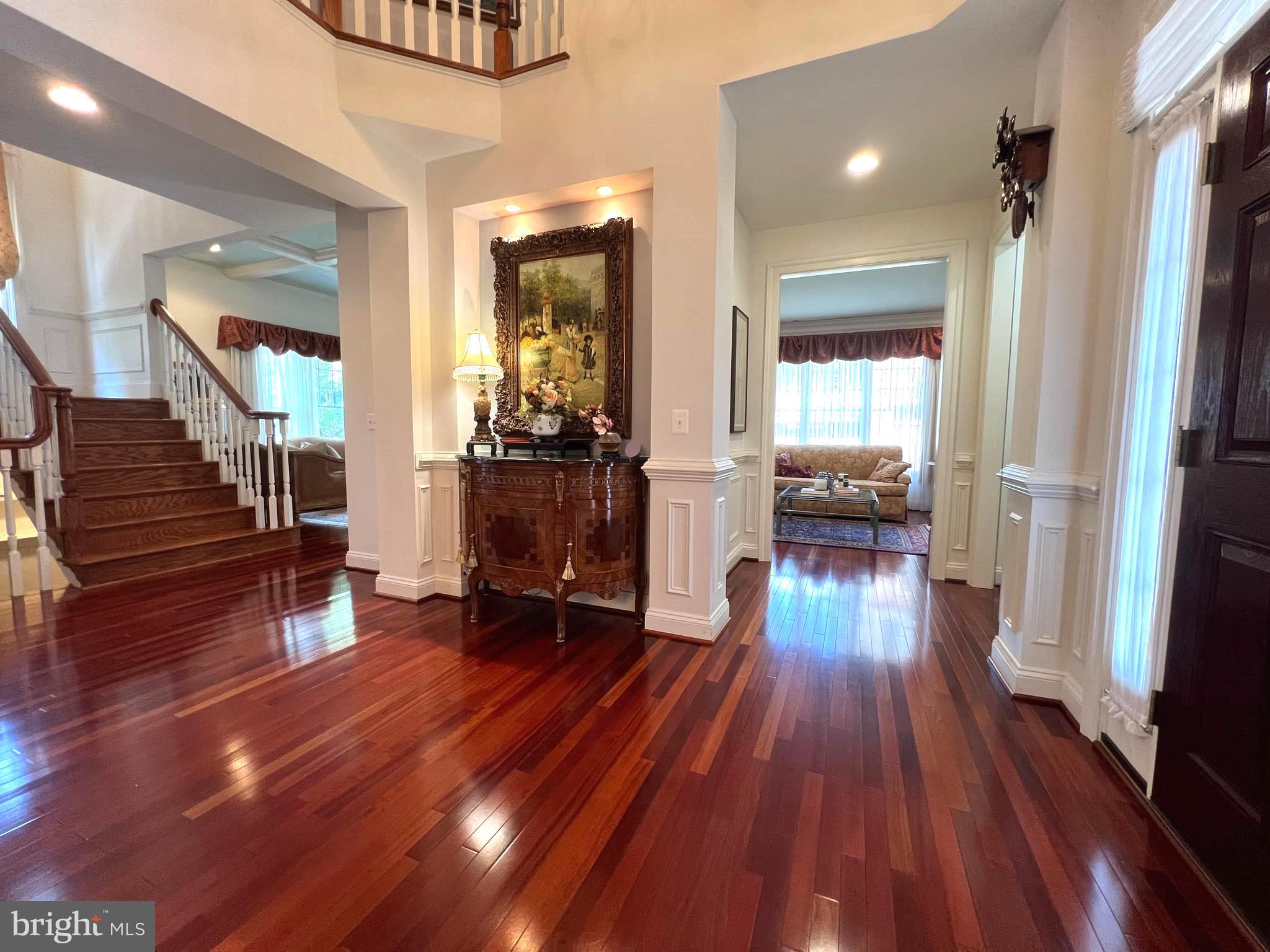 OAK POINTE - Residential