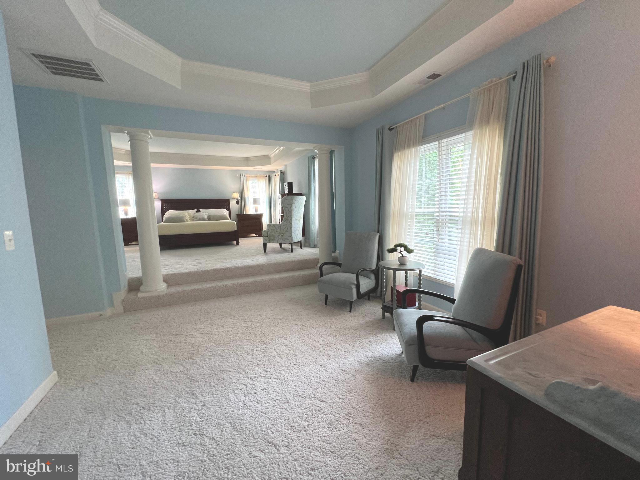 OAK POINTE - Residential