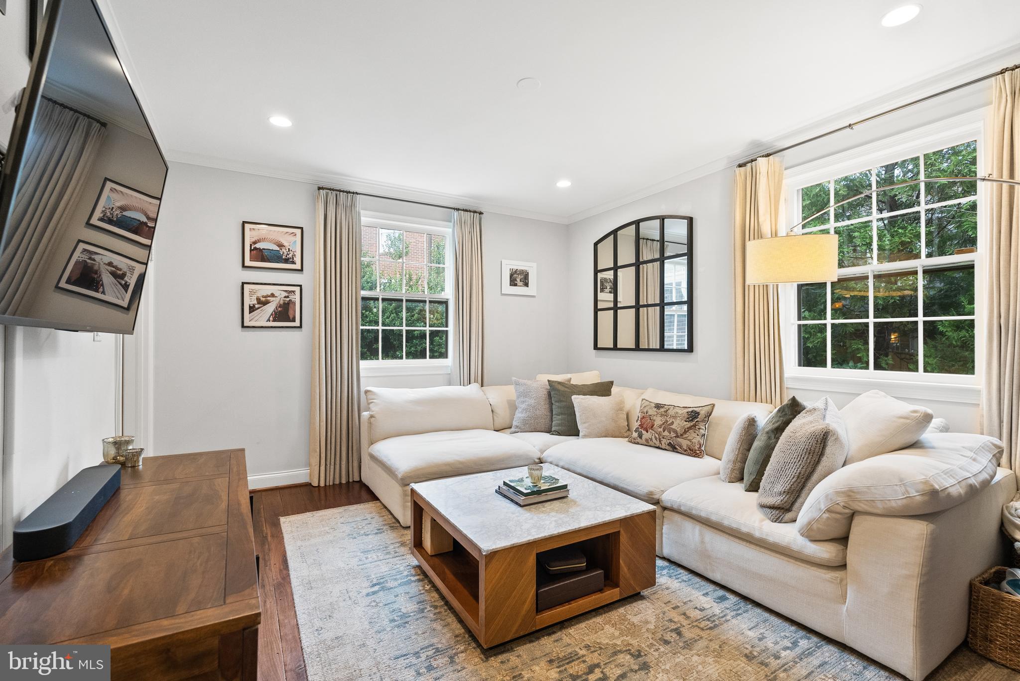 CHEVY CHASE - Residential