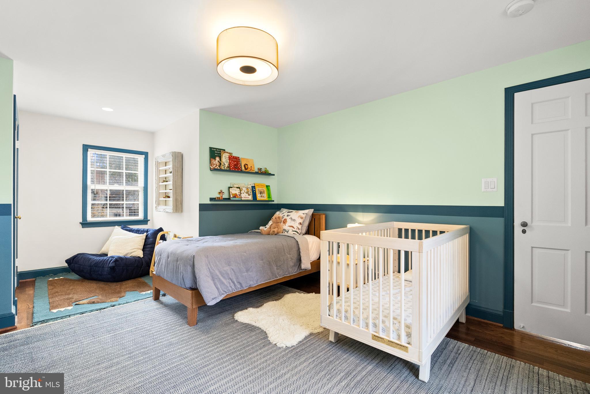 CHEVY CHASE - Residential