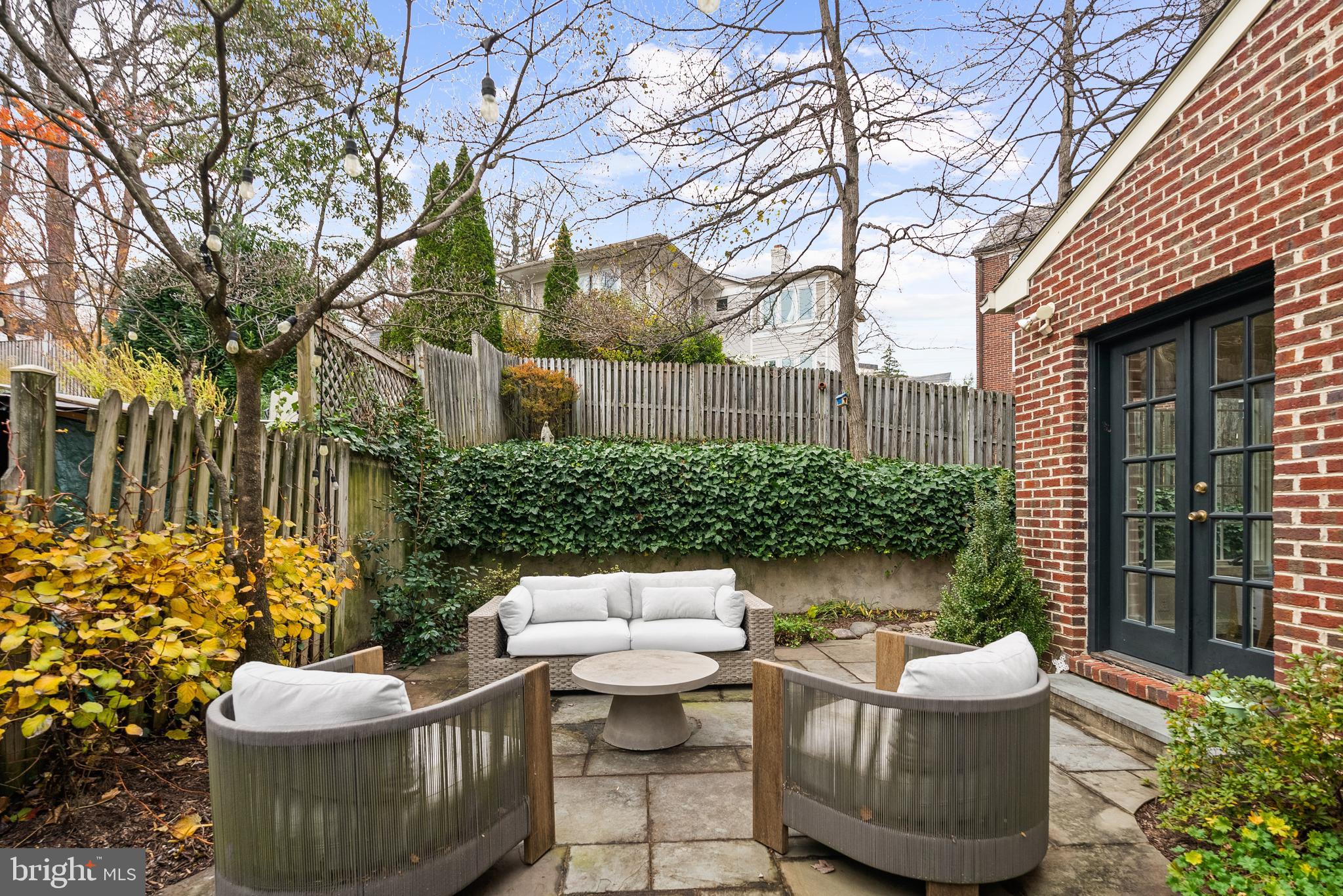 CHEVY CHASE - Residential