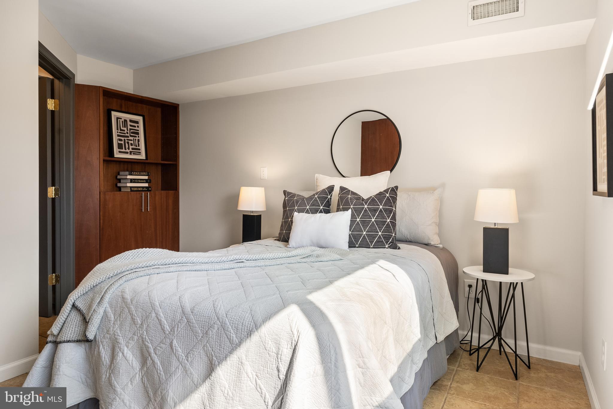 MERRIMACK PARK - Residential