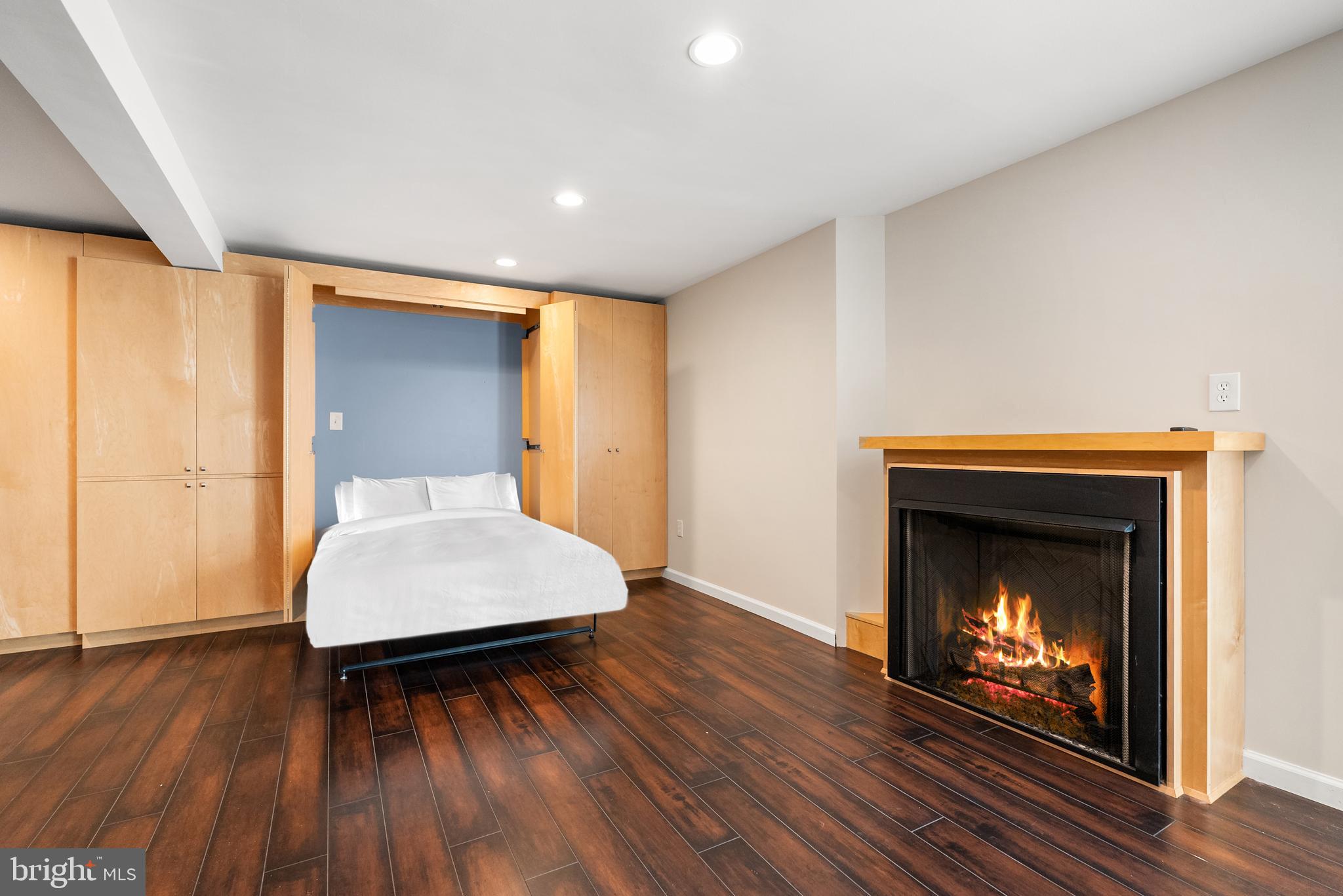 MERRIMACK PARK - Residential